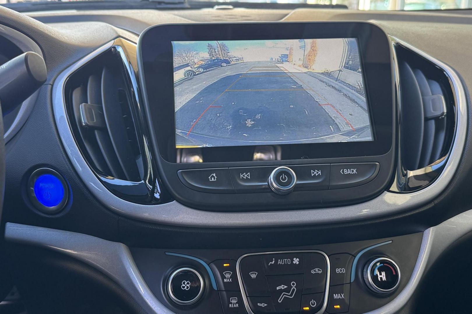 2018 Satin Steel Metallic /Black Chevrolet Volt LT (1G1RC6S54JU) with an 4 Cyl 1.4 Liter Hybrid engine, Automatic transmission, located at 2304 W. Main St., Boise, ID, 83702, (208) 342-7777, 43.622105, -116.218658 - Photo#4