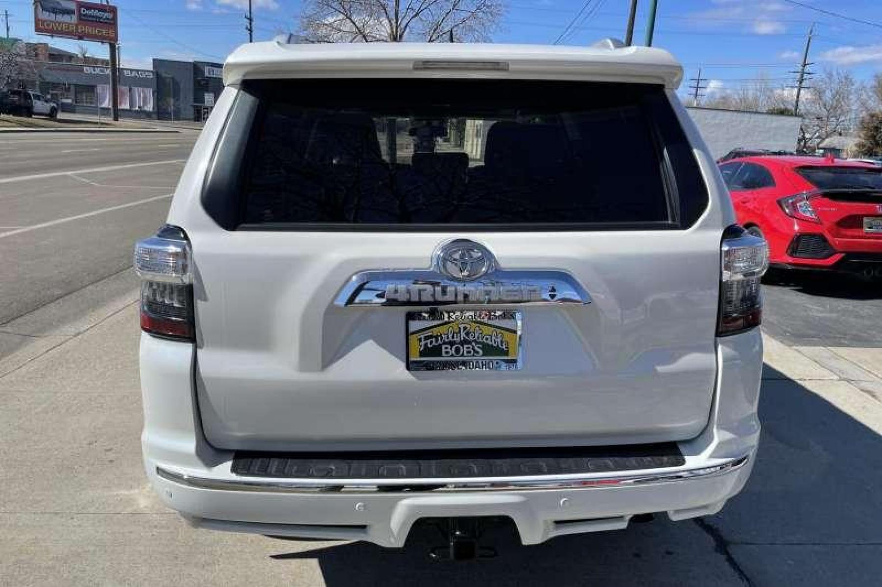 2018 Blizzard Pearl /Black Toyota 4Runner Limited (JTEBU5JR4J5) with an V6 4.0 Liter engine, Automatic transmission, located at 2304 W. Main St., Boise, ID, 83702, (208) 342-7777, 43.622105, -116.218658 - Low miles! Local Boise Dealer! - Photo #3