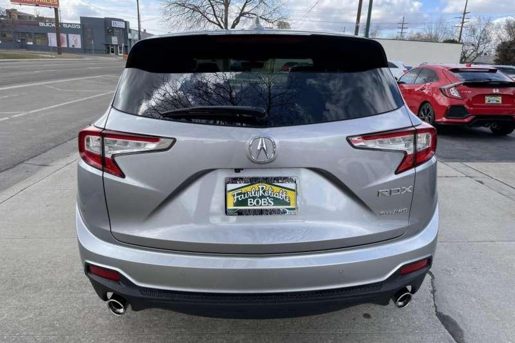 2019 Lunar Silver Metallic /Black Acura RDX SH-AWD Advanced (5J8TC2H75KL) with an 4 Cyl 2.0 Liter Turbo engine, Automatic transmission, located at 2304 W. Main St., Boise, ID, 83702, (208) 342-7777, 43.622105, -116.218658 - Well Optioned All Wheel Drive RDX! - Photo #3