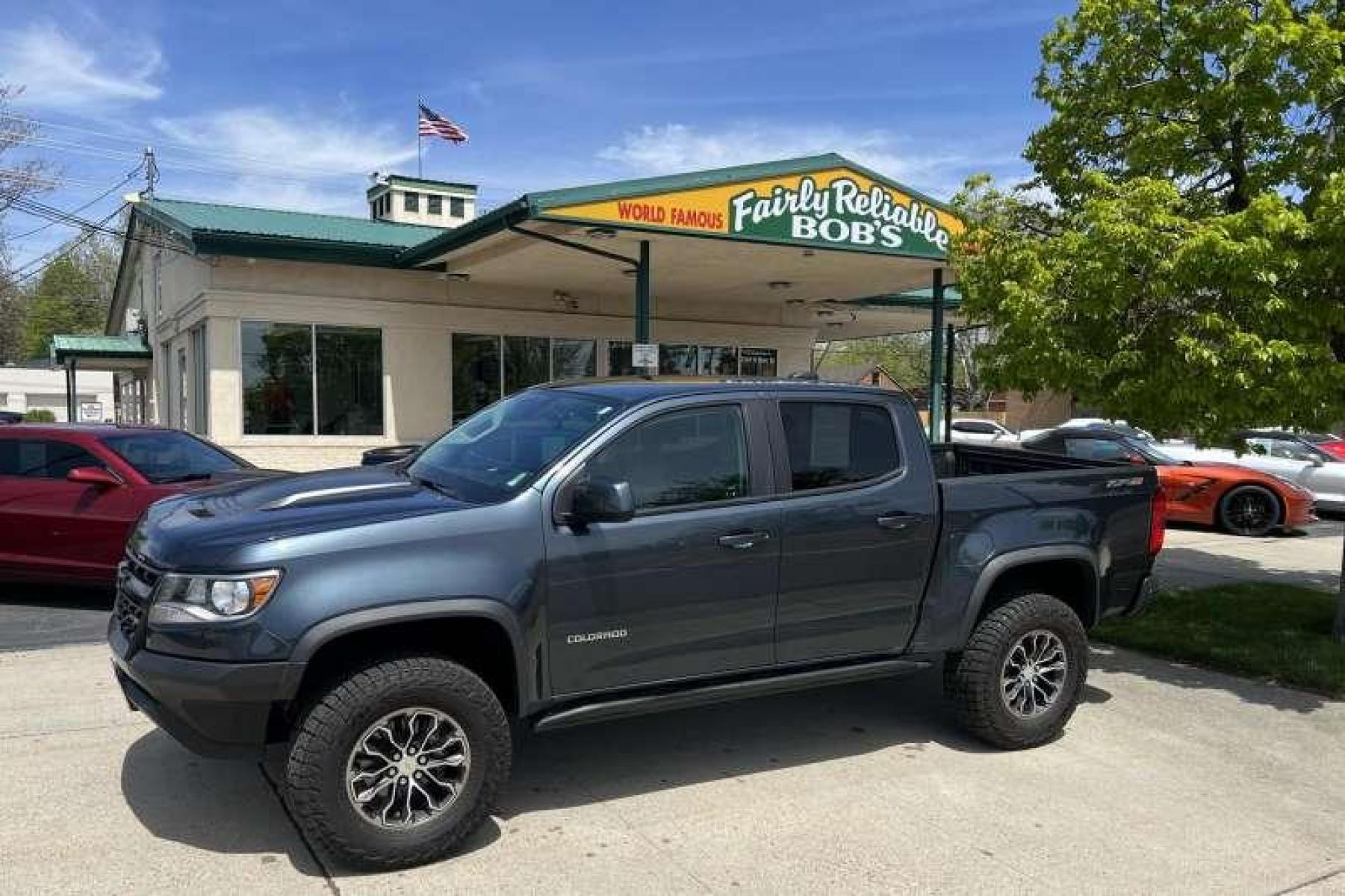 2019 Shadow Gray Metallic /Black Chevrolet Colorado Crew Cab ZR2 (1GCGTEEN8K1) with an V6 3.6 Liter engine, Automatic transmission, located at 2304 W. Main St., Boise, ID, 83702, (208) 342-7777, 43.622105, -116.218658 - Financing Available O.A.C. Local Boise Dealer. - Photo #0