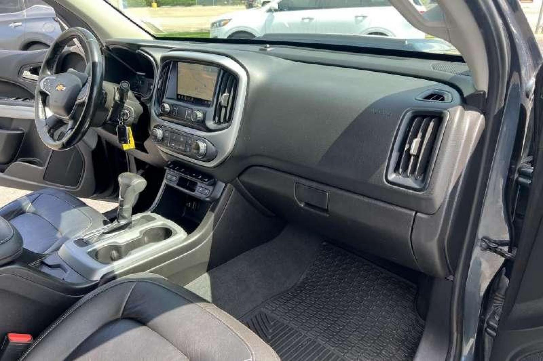 2019 Shadow Gray Metallic /Black Chevrolet Colorado Crew Cab ZR2 (1GCGTEEN8K1) with an V6 3.6 Liter engine, Automatic transmission, located at 2304 W. Main St., Boise, ID, 83702, (208) 342-7777, 43.622105, -116.218658 - Financing Available O.A.C. Local Boise Dealer. - Photo #9