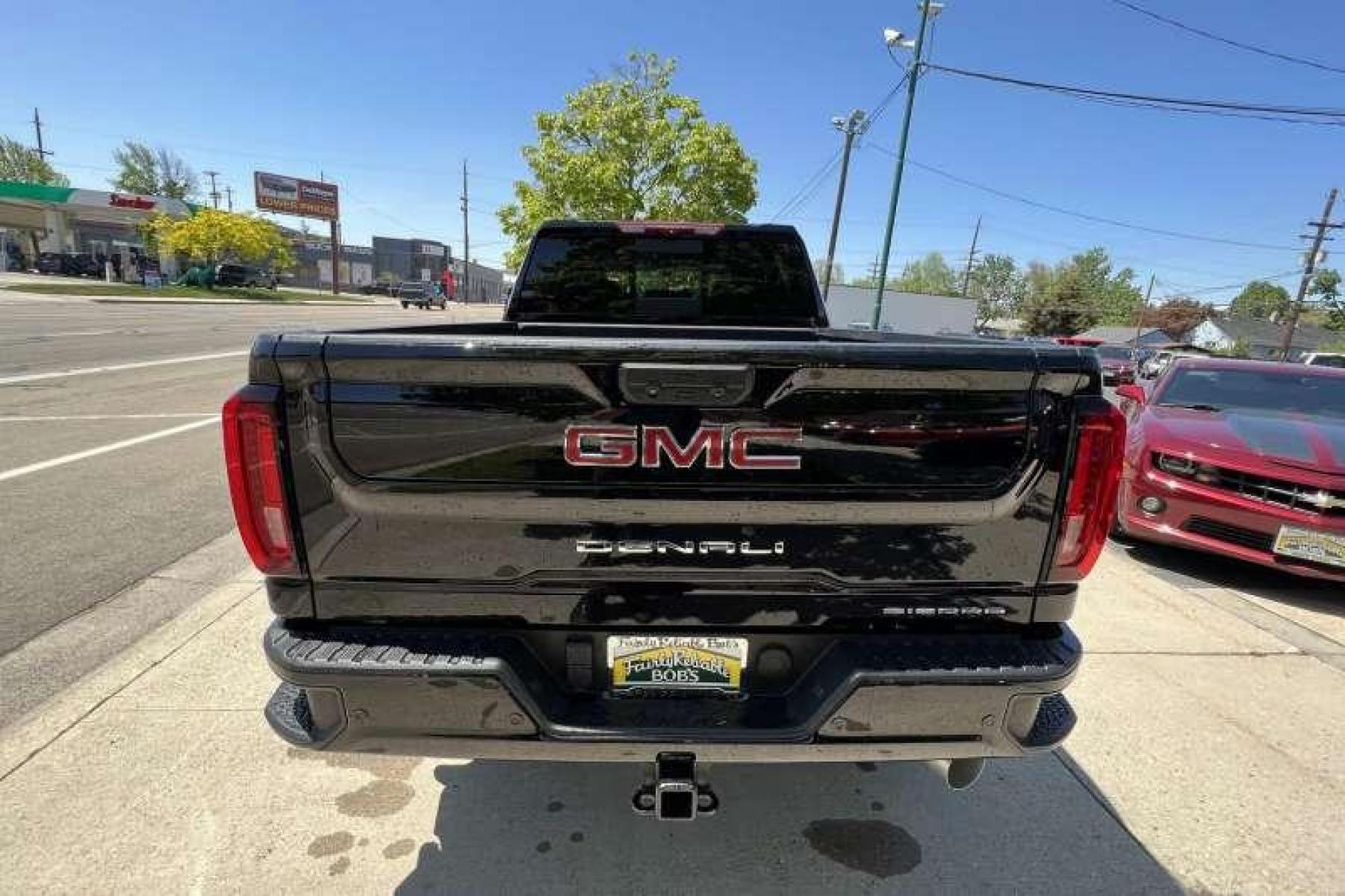 2021 Black /Black GMC Sierra 3500HD Crew Cab Denali (1GT49WEY9MF) with an V8 6.6 Liter Turbo Diesel engine, Automatic transmission, located at 2304 W. Main St., Boise, ID, 83702, (208) 342-7777, 43.622105, -116.218658 - Low miles! Ready to Go! - Photo #3