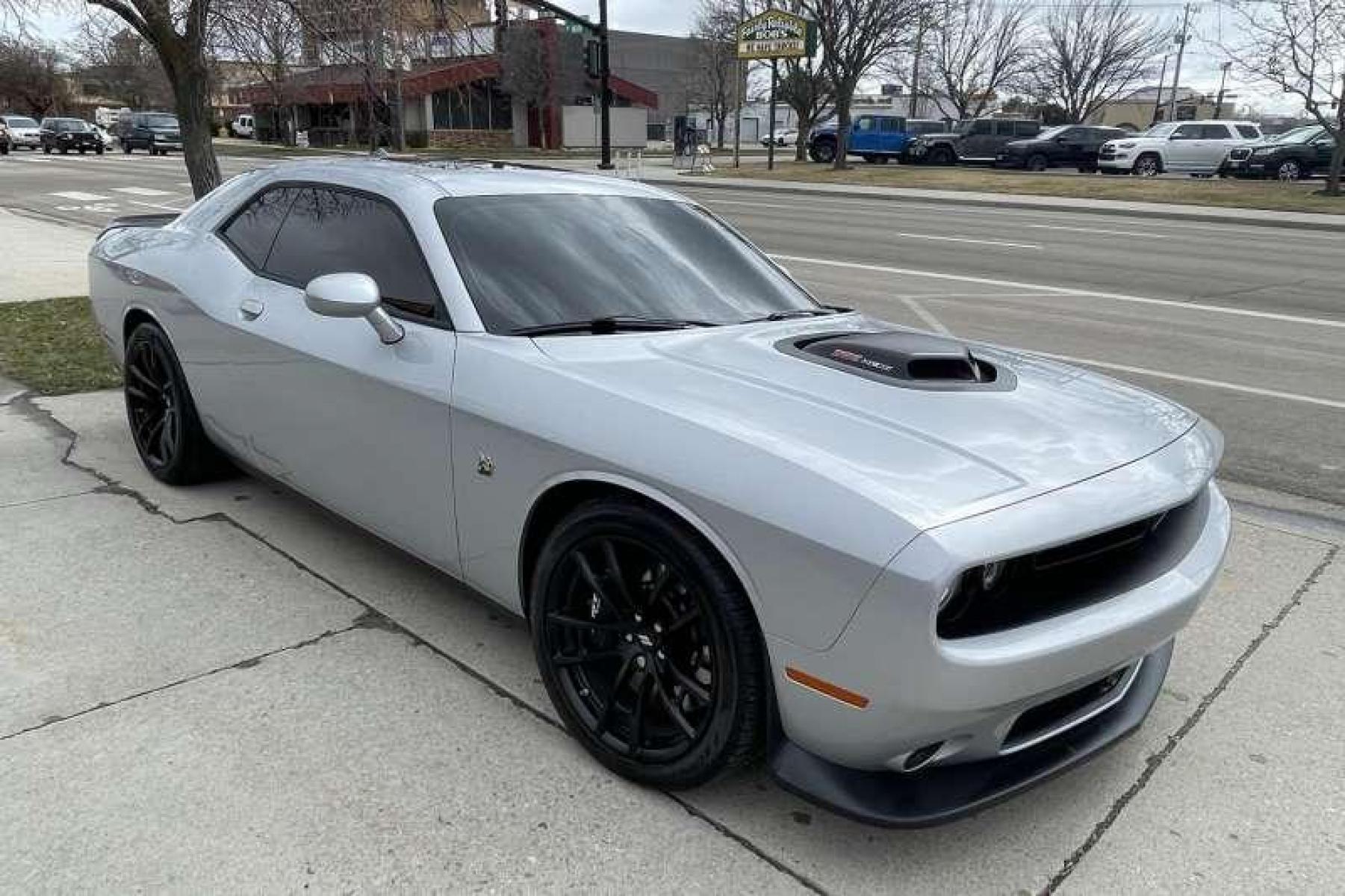 2022 Triple Nickel Silver /Black/Red Dodge Challenger R/T Scat Pack (2C3CDZFJXNH) with an V8 6.4 Liter HEMI engine, Automatic transmission, located at 2304 W. Main St., Boise, ID, 83702, (208) 342-7777, 43.622105, -116.218658 - Low miles! Fast and Fun Scat Pack! - Photo #2