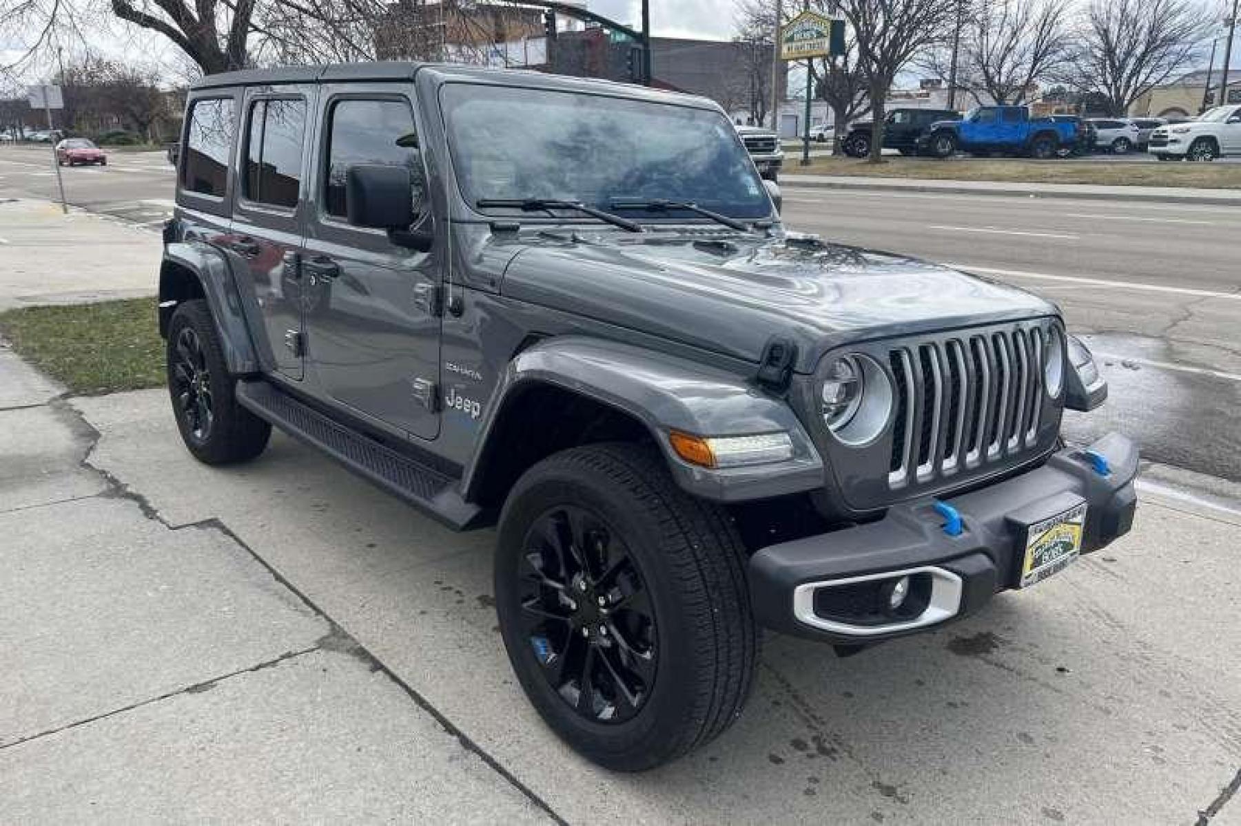 2022 Sting-Ray Gray /Black Jeep Wrangler Unlimited Sahara 4xe (1C4JJXP67NW) with an 4 Cyl 2.0 Liter Hybrid engine, Automatic transmission, located at 2304 W. Main St., Boise, ID, 83702, (208) 342-7777, 43.622105, -116.218658 - Hybrid power Wrangler! Well equipped! - Photo #2