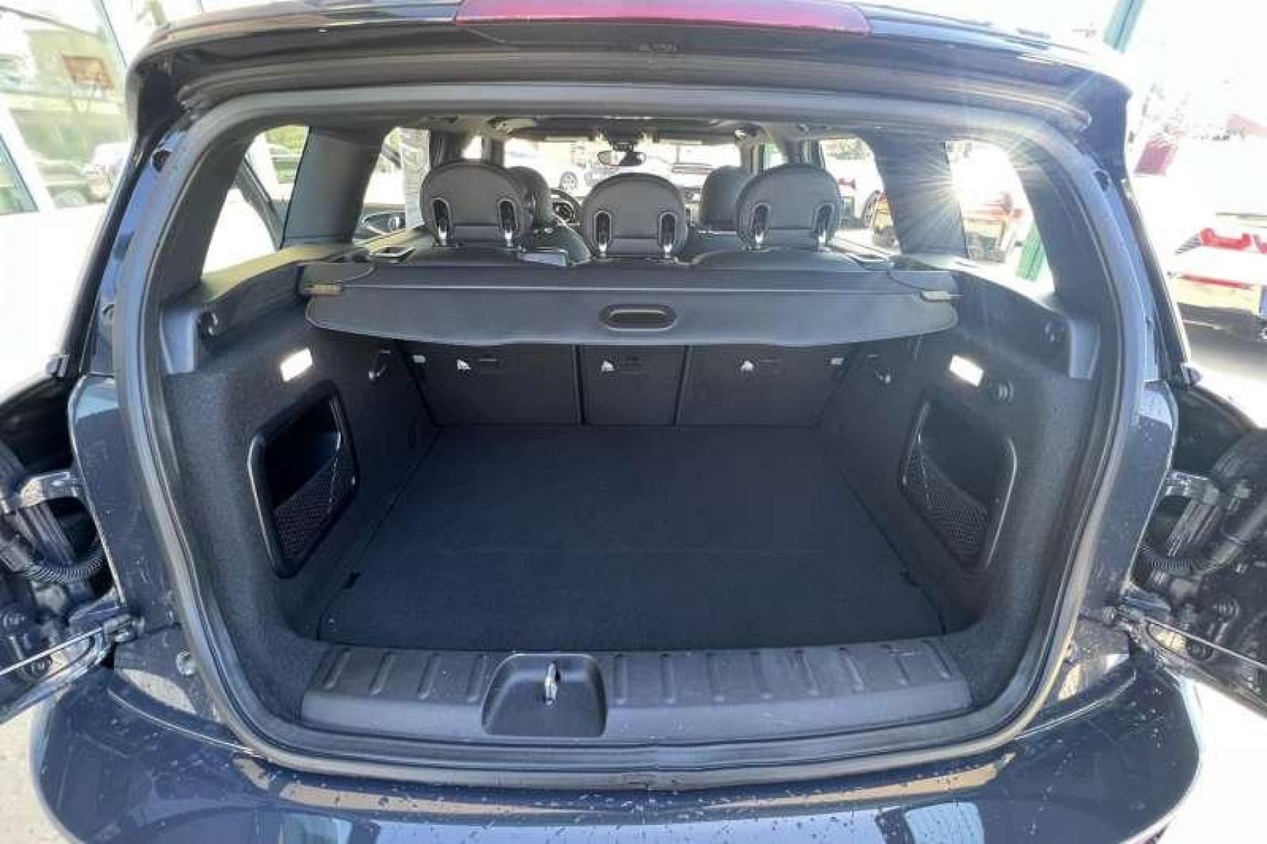 2021 Gray /Black MINI Cooper Clubman S ALL4 (WMWXJ1C08M2) with an 4 Cyl 2.0 Liter Turbo engine, Automatic transmission, located at 2304 W. Main St., Boise, ID, 83702, (208) 342-7777, 43.622105, -116.218658 - Low miles! Remaining Factory Warranty! - Photo #9