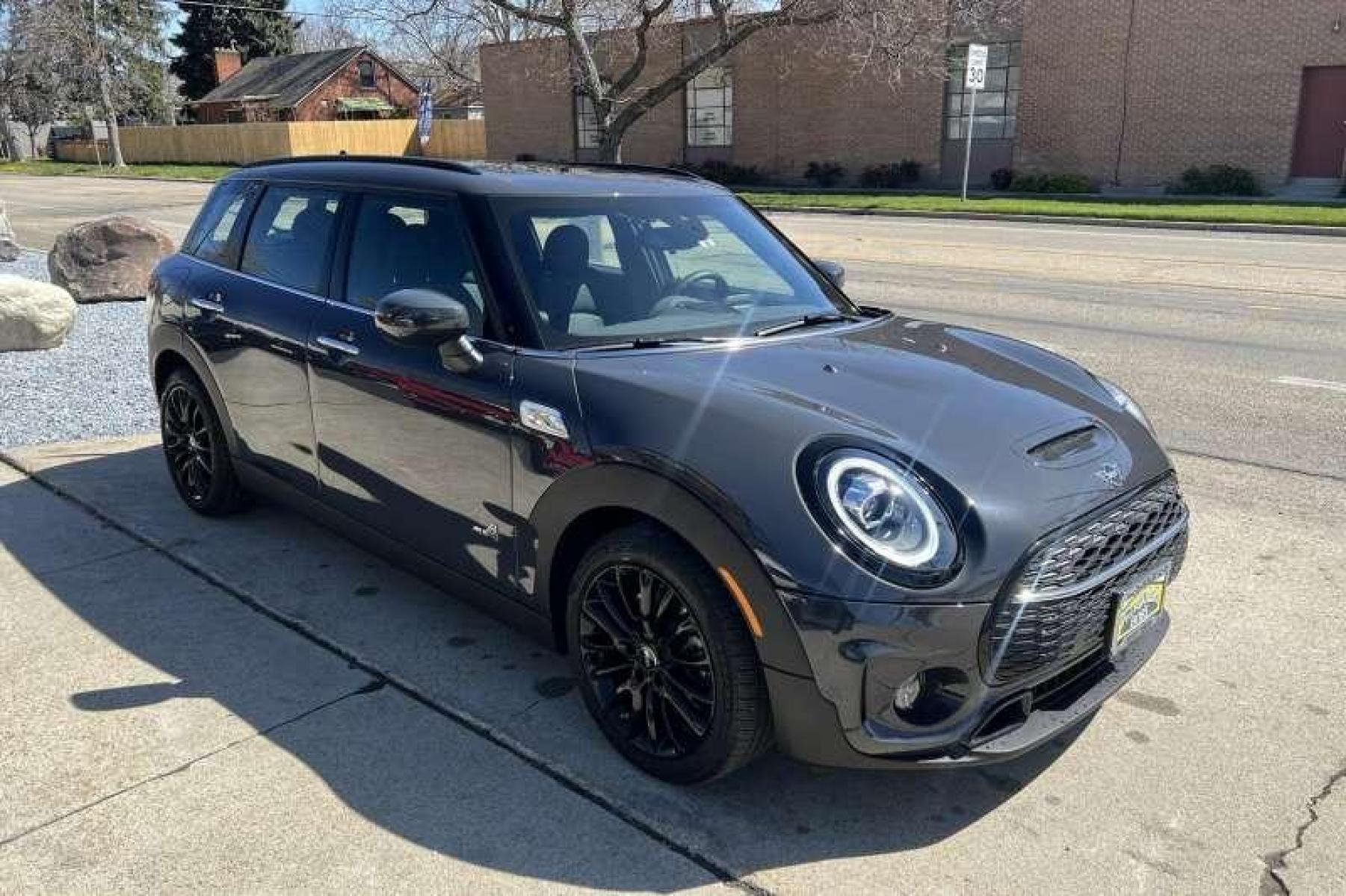 2021 Gray /Black MINI Cooper Clubman S ALL4 (WMWXJ1C08M2) with an 4 Cyl 2.0 Liter Turbo engine, Automatic transmission, located at 2304 W. Main St., Boise, ID, 83702, (208) 342-7777, 43.622105, -116.218658 - Low miles! Remaining Factory Warranty! - Photo #2