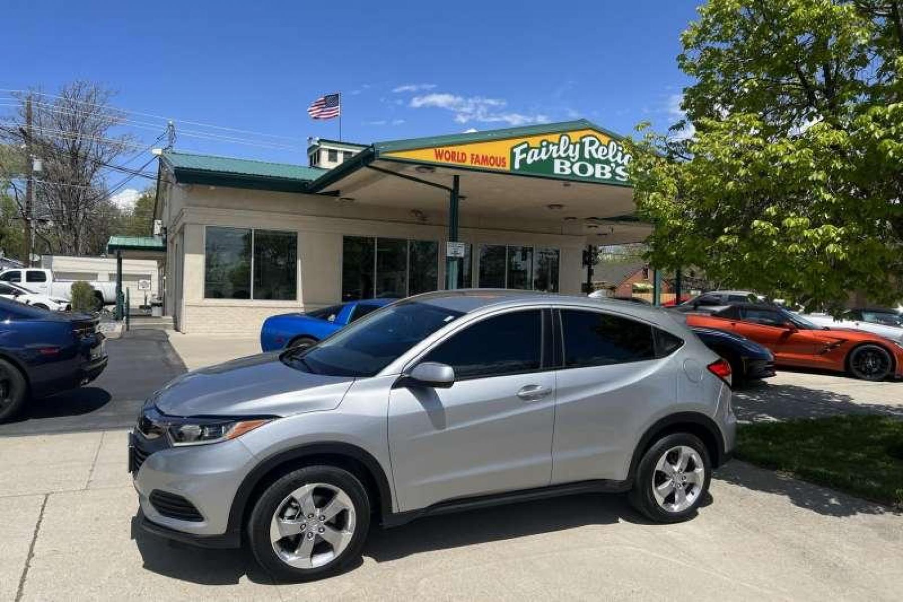 2022 Lunar Silver Metallic /Black/Gray Honda HR-V LX (3CZRU6H35NM) with an 4 Cyl 1.8 Liter engine, Automatic transmission, located at 2304 W. Main St., Boise, ID, 83702, (208) 342-7777, 43.622105, -116.218658 - Financing Available O.A.C. - Photo #0