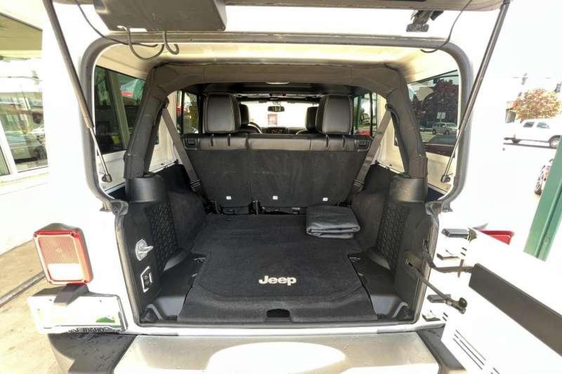 2017 Bright White /Black Jeep Wrangler Unlimited Sahara (1C4BJWEG7HL) with an V6 3.6 Liter engine, Automatic transmission, located at 2304 W. Main St., Boise, ID, 83702, (208) 342-7777, 43.622105, -116.218658 - Ready for adventure! - Photo #8