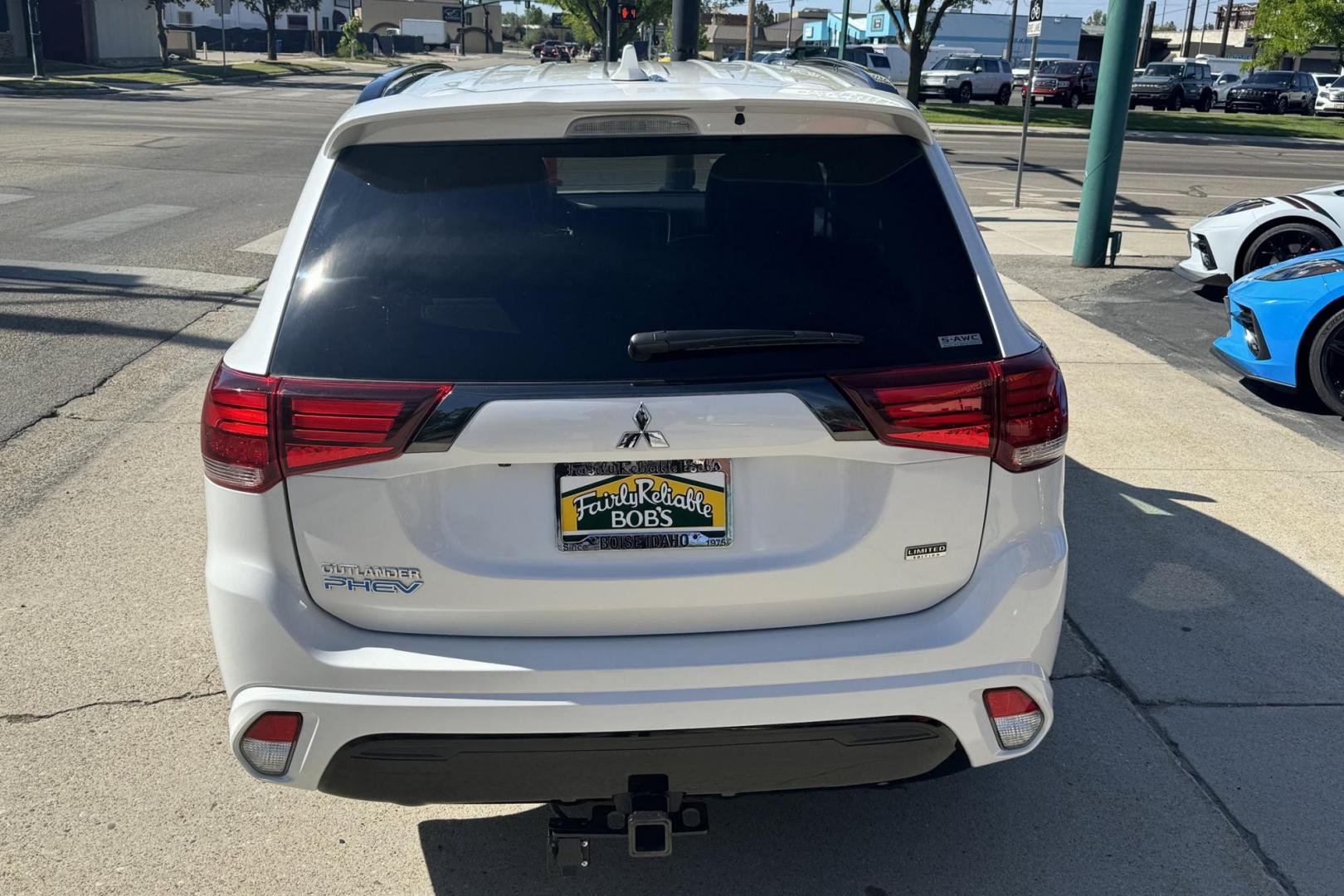 2021 White Diamond Pearl /Black Mitsubishi Outlander SEL (JA4J2VA76MZ) with an 2.4L DOHC MIVEC 4-Cylinder engine, Automatic transmission, located at 2304 W. Main St., Boise, ID, 83702, (208) 342-7777, 43.622105, -116.218658 - Great Option For A Plug In Hybrid SUV! - Photo#1