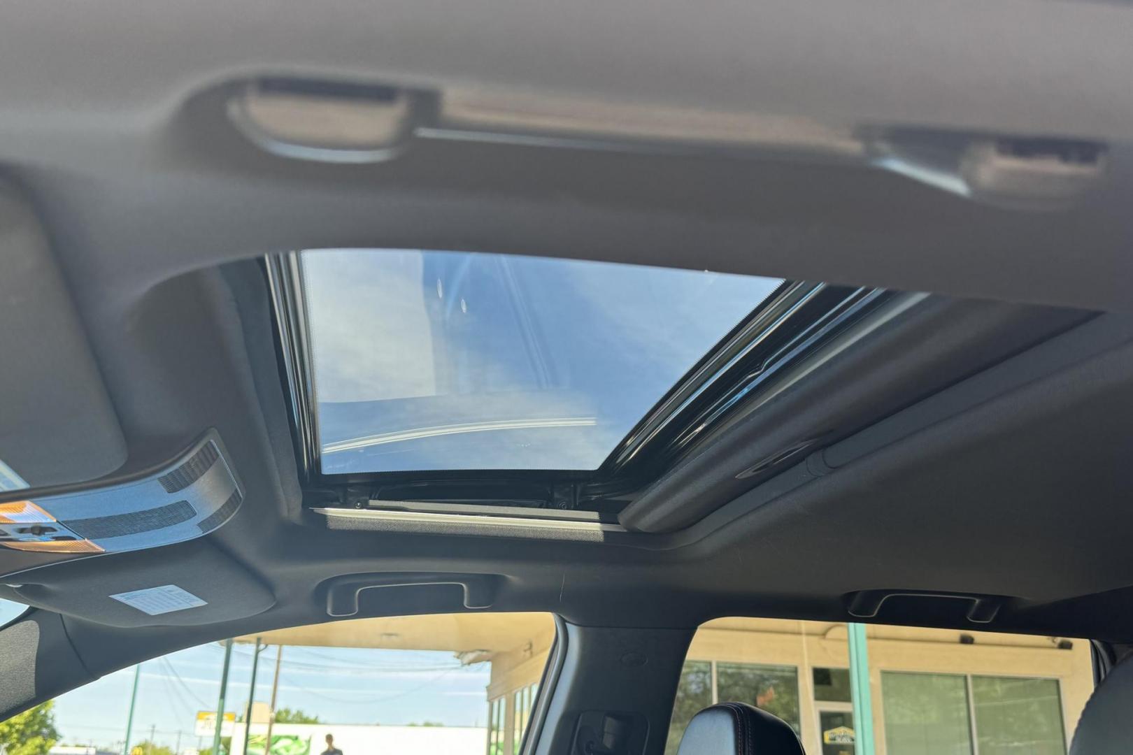 2021 White Diamond Pearl /Black Mitsubishi Outlander SEL (JA4J2VA76MZ) with an 2.4L DOHC MIVEC 4-Cylinder engine, Automatic transmission, located at 2304 W. Main St., Boise, ID, 83702, (208) 342-7777, 43.622105, -116.218658 - Great Option For A Plug In Hybrid SUV! - Photo#4