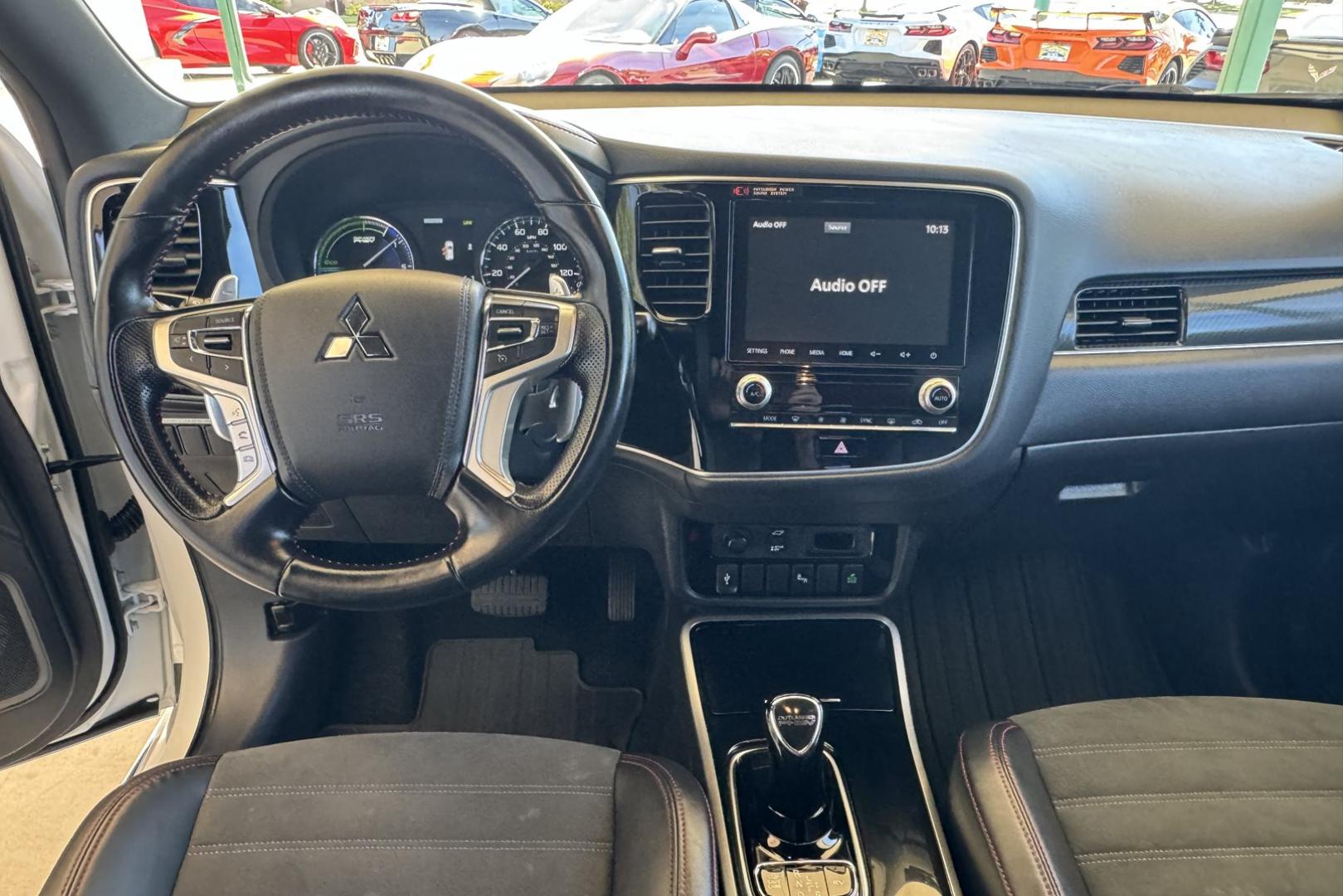2021 White Diamond Pearl /Black Mitsubishi Outlander SEL (JA4J2VA76MZ) with an 2.4L DOHC MIVEC 4-Cylinder engine, Automatic transmission, located at 2304 W. Main St., Boise, ID, 83702, (208) 342-7777, 43.622105, -116.218658 - Great Option For A Plug In Hybrid SUV! - Photo#11