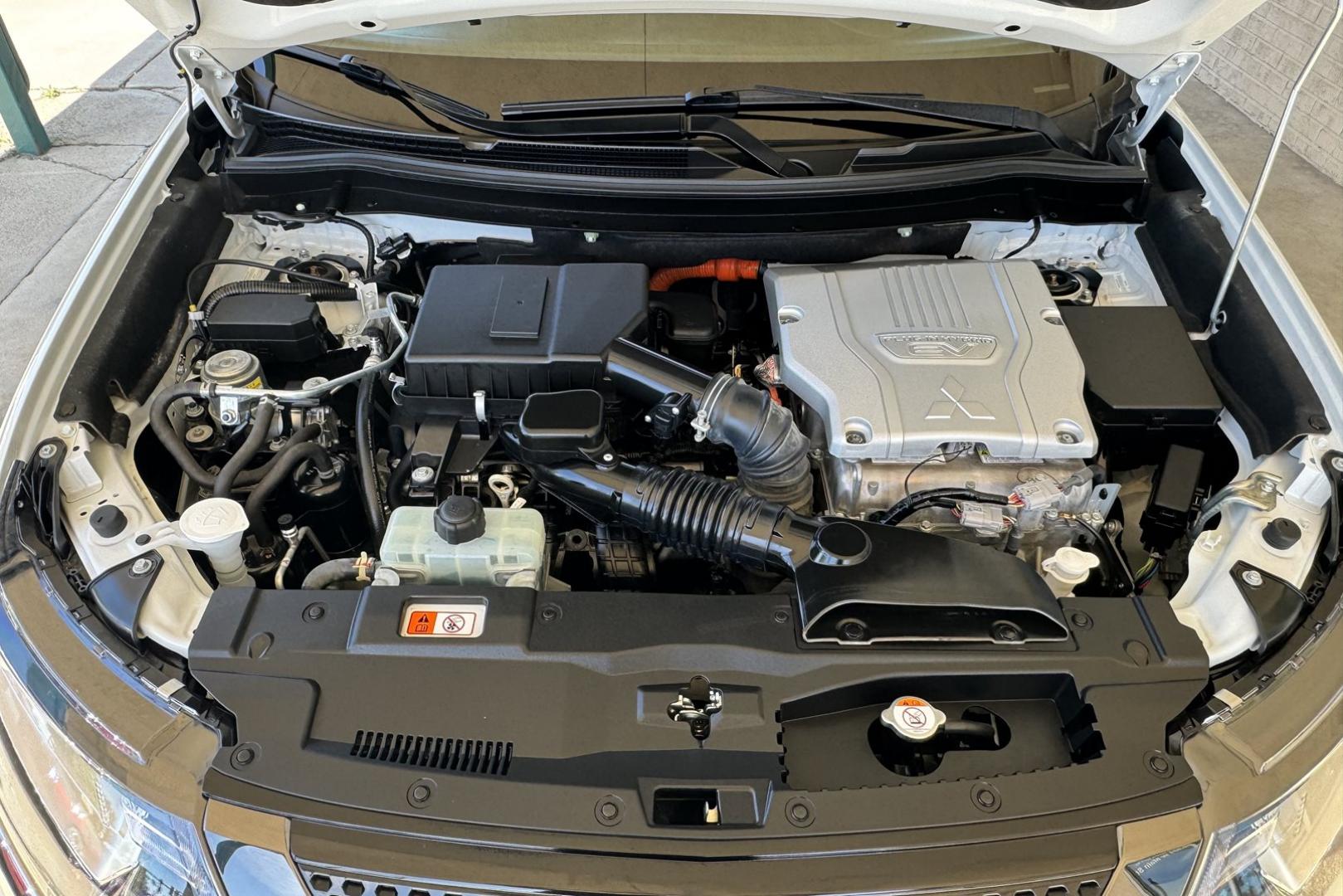 2021 White Diamond Pearl /Black Mitsubishi Outlander SEL (JA4J2VA76MZ) with an 2.4L DOHC MIVEC 4-Cylinder engine, Automatic transmission, located at 2304 W. Main St., Boise, ID, 83702, (208) 342-7777, 43.622105, -116.218658 - Great Option For A Plug In Hybrid SUV! - Photo#14