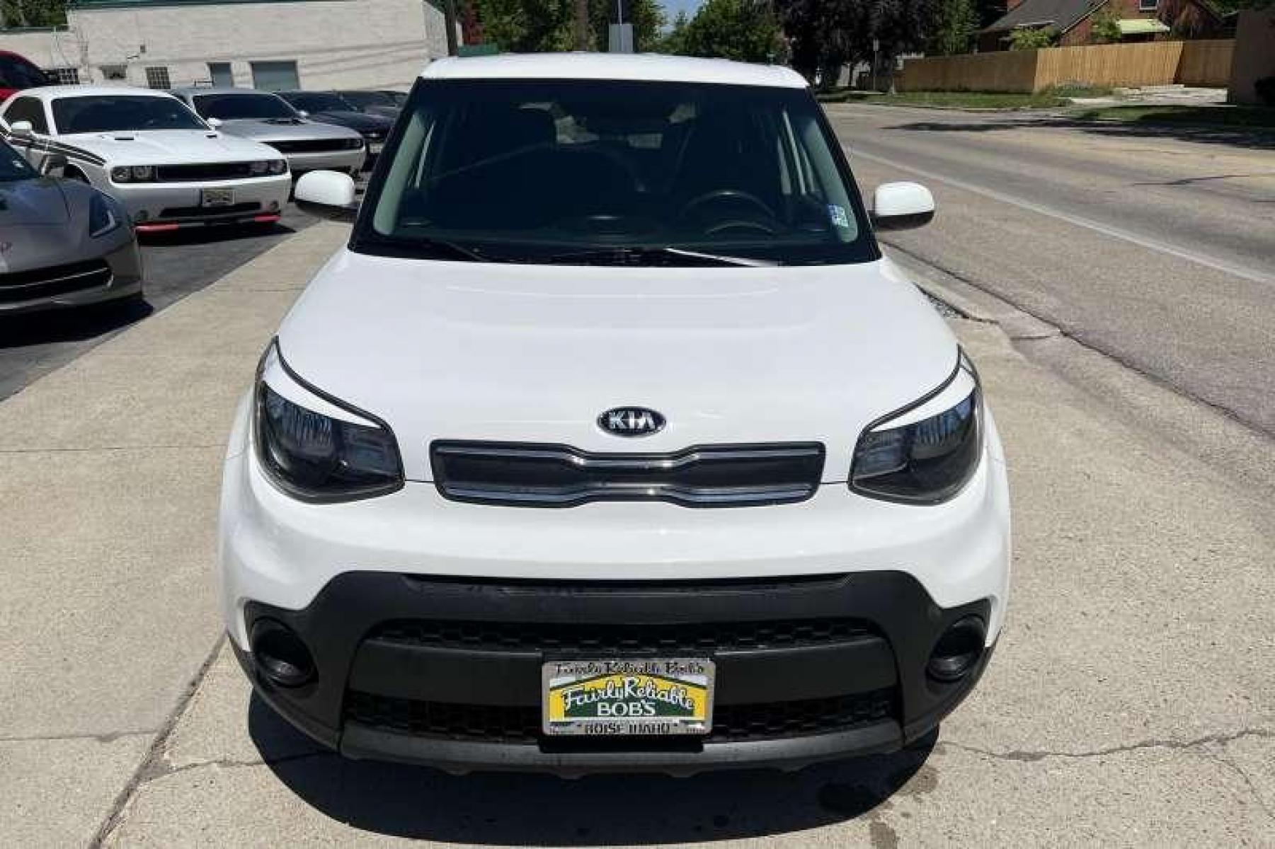 2018 White /Black Kia Soul (KNDJN2A29J7) with an 4 Cyl 1.6 Liter engine, Automatic transmission, located at 2304 W. Main St., Boise, ID, 83702, (208) 342-7777, 43.622105, -116.218658 - Photo #1