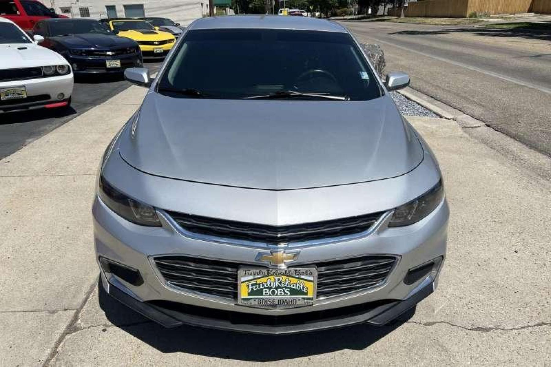 2016 Silver Metallic /Black Chevrolet Malibu LT (1G1ZE5ST4GF) with an 1.5L i4 Turbo engine, Automatic transmission, located at 2304 W. Main St., Boise, ID, 83702, (208) 342-7777, 43.622105, -116.218658 - Financing Available O.A.C. - Photo #1
