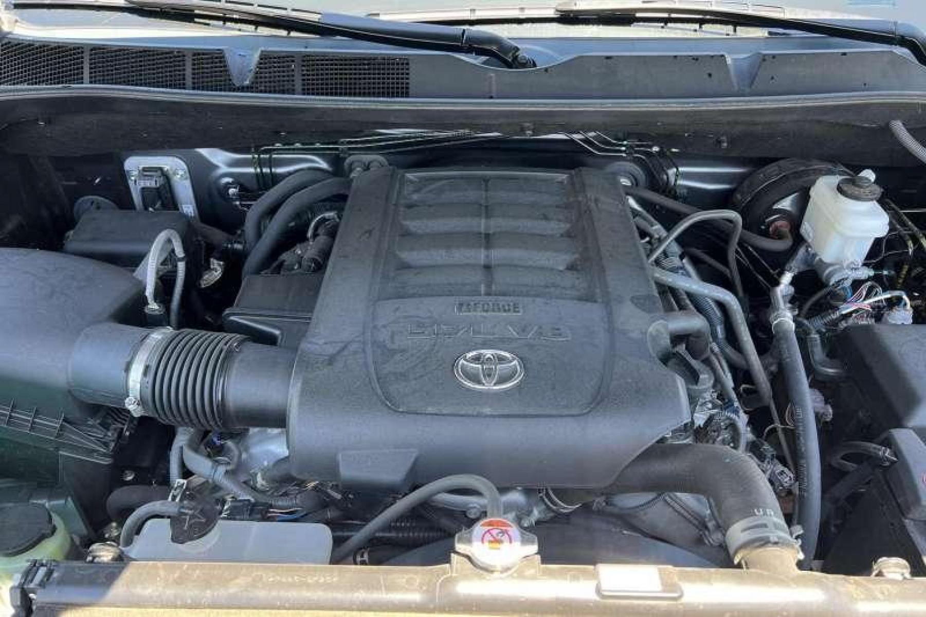 2019 Magnetic Gray Metallic /Black Toyota Tundra CrewMax Limited (5TFHY5F15KX) with an V8 5.7 Liter engine, Automatic transmission, located at 2304 W. Main St., Boise, ID, 83702, (208) 342-7777, 43.622105, -116.218658 - Ready to Go! - Photo #13