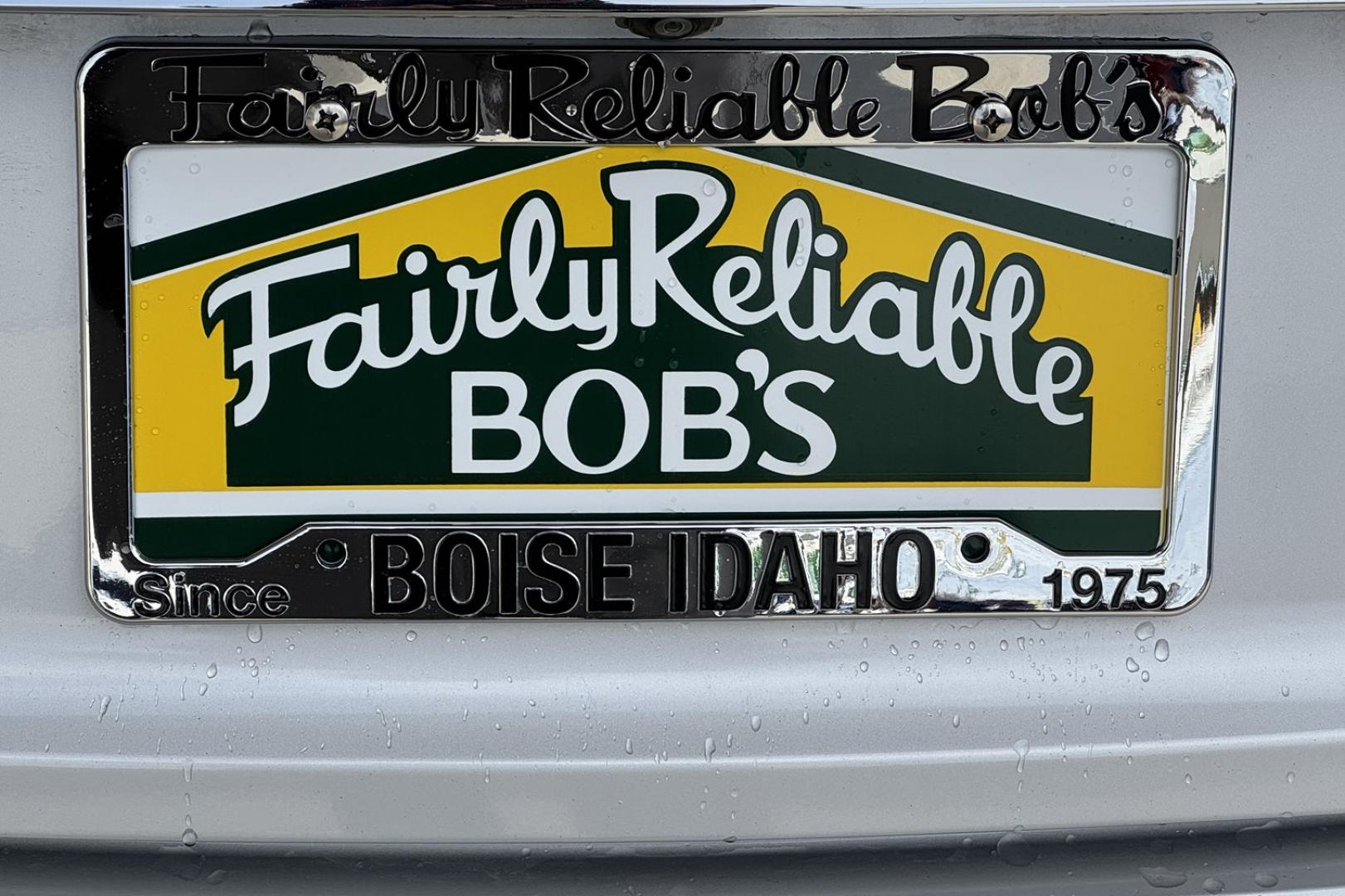 2015 Starlight Silver /Gray Hyundai Sonata Hybrid (KMHEC4A46FA) with an 4 Cyl 2.4 Liter Hybrid engine, Automatic transmission, located at 2304 W. Main St., Boise, ID, 83702, (208) 342-7777, 43.622105, -116.218658 - Photo#19