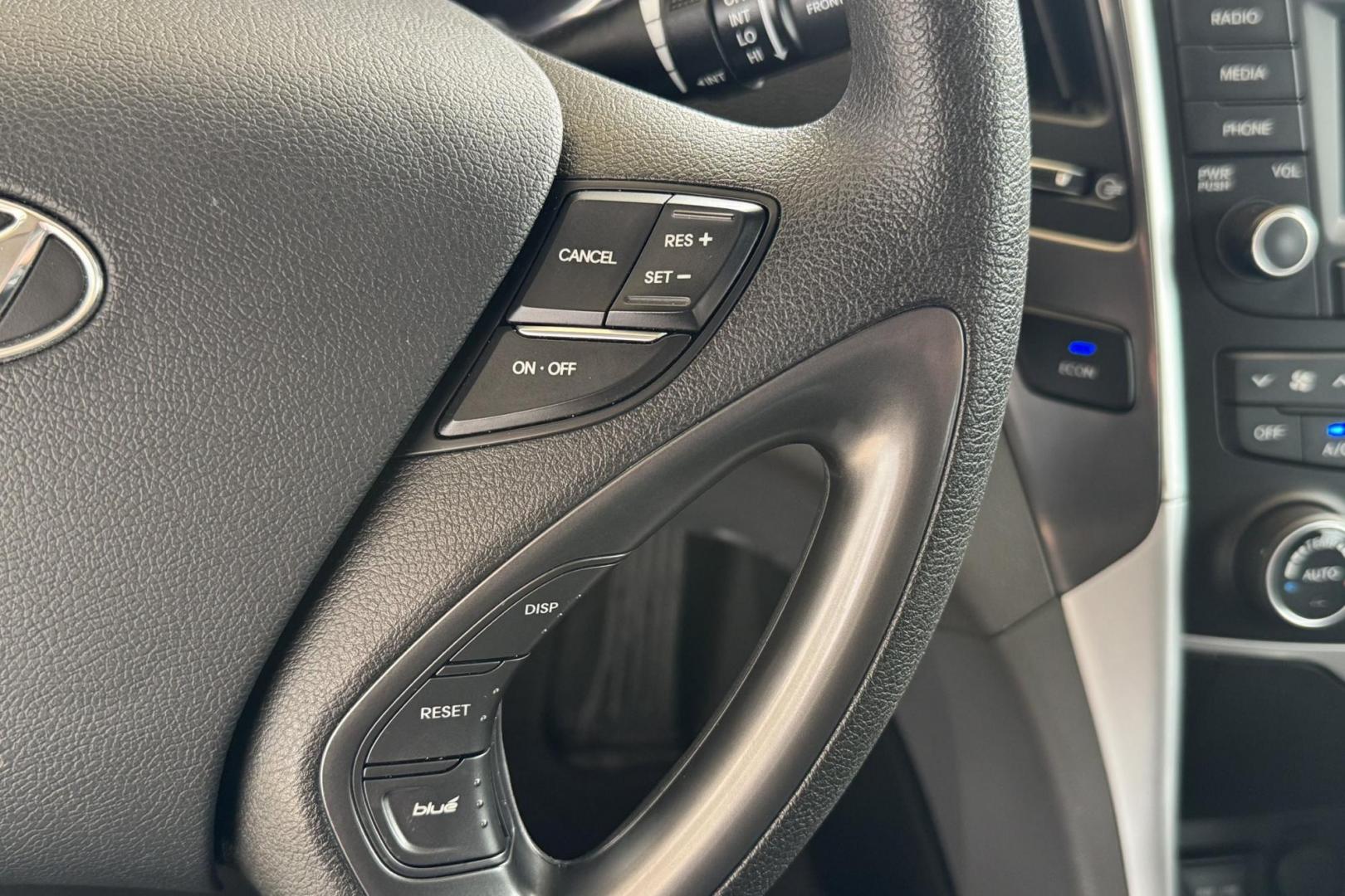 2015 Starlight Silver /Gray Hyundai Sonata Hybrid (KMHEC4A46FA) with an 4 Cyl 2.4 Liter Hybrid engine, Automatic transmission, located at 2304 W. Main St., Boise, ID, 83702, (208) 342-7777, 43.622105, -116.218658 - Photo#6