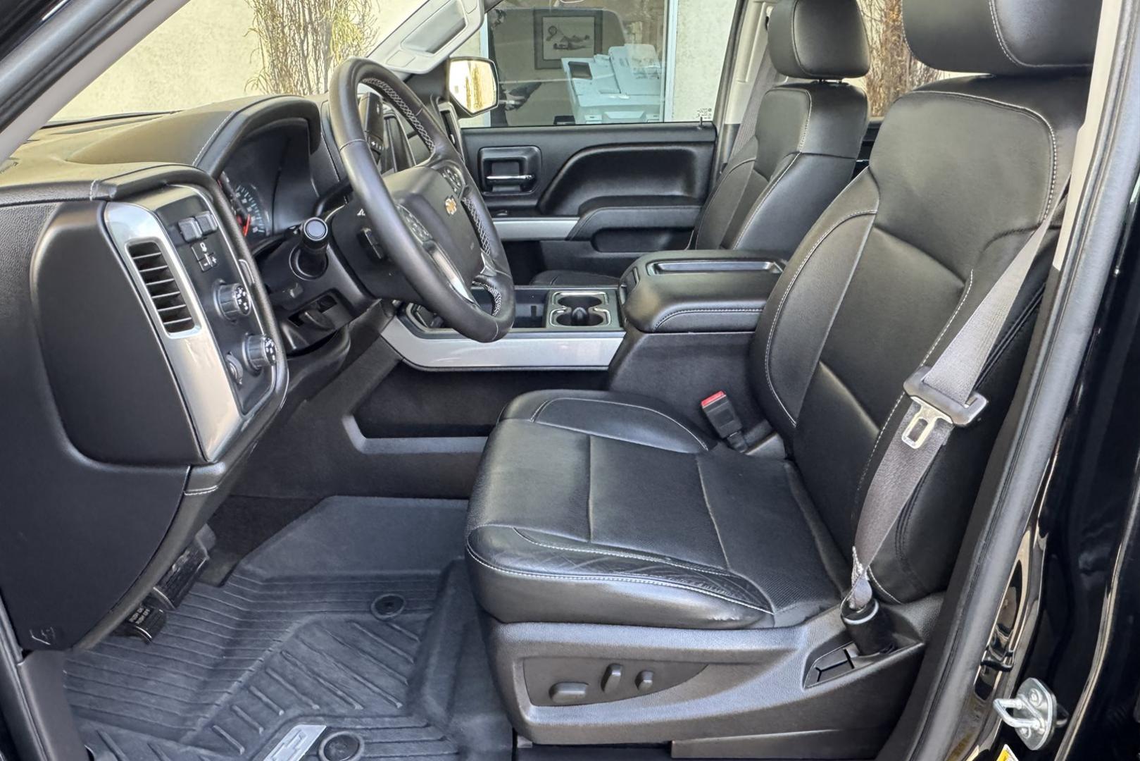 2015 Black /Black Chevrolet Silverado 1500 Crew Cab LTZ Z/71 (3GCUKSEJ5FG) with an V8 6.2 Liter engine, Automatic 8 Speed transmission, located at 2304 W. Main St., Boise, ID, 83702, (208) 342-7777, 43.622105, -116.218658 - Well Optioned! Great Looking Truck Too! - Photo#12