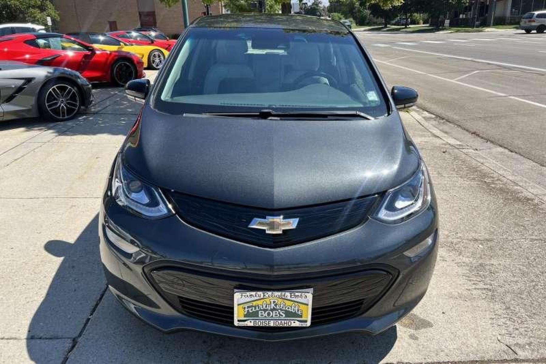 2020 Nightfall Gray Metallic /Dark Galvanized/Sky Cool Gray Chevrolet Bolt LT (1G1FY6S09L4) with an EV engine, Automatic transmission, located at 2304 W. Main St., Boise, ID, 83702, (208) 342-7777, 43.622105, -116.218658 - Photo #1