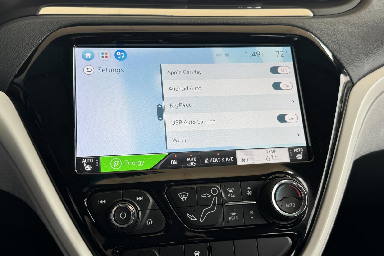 2017 Silver Ice /Gray Chevrolet Bolt Premier (1G1FX6S09H4) with an EV engine, Automatic transmission, located at 2304 W. Main St., Boise, ID, 83702, (208) 342-7777, 43.622105, -116.218658 - Amazing Option For Local Commuting! Factory Battery Warranty Until July of 2031! - Photo#7