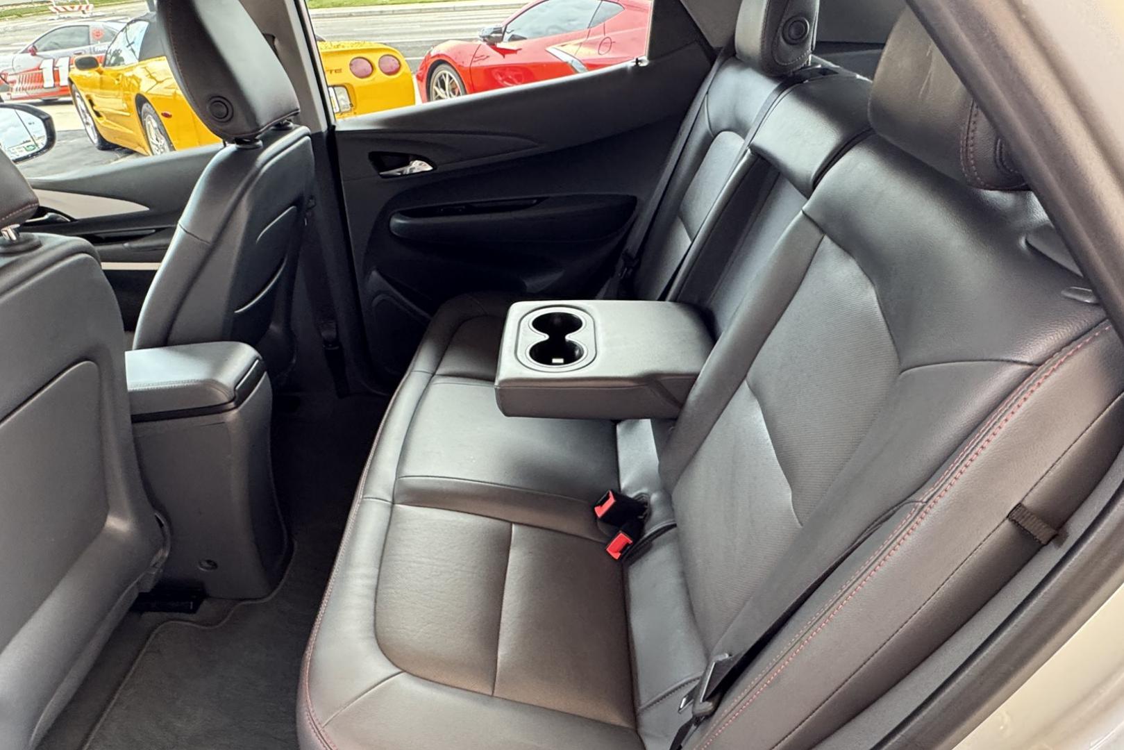 2017 Silver Ice /Gray Chevrolet Bolt Premier (1G1FX6S09H4) with an EV engine, Automatic transmission, located at 2304 W. Main St., Boise, ID, 83702, (208) 342-7777, 43.622105, -116.218658 - Amazing Option For Local Commuting! Factory Battery Warranty Until July of 2031! - Photo#12