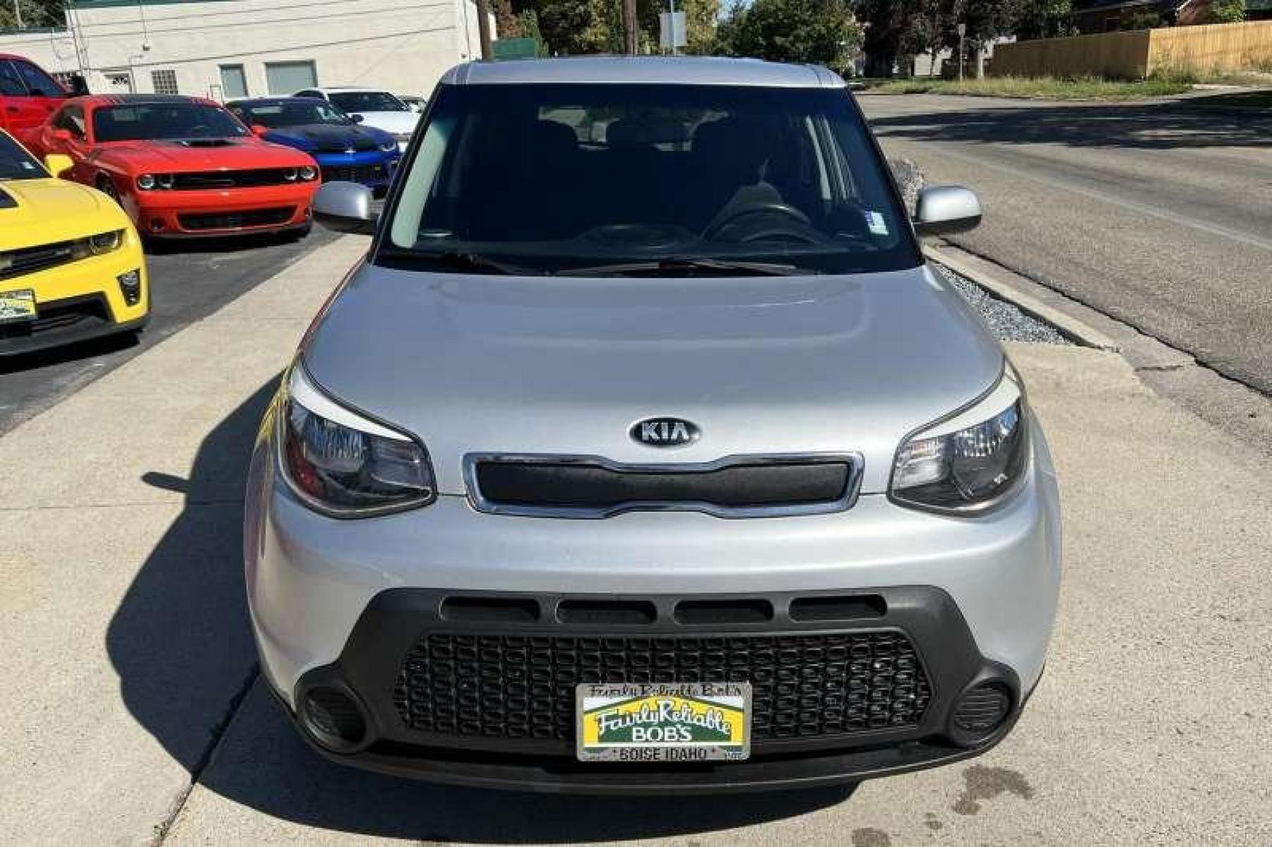 2014 Silver /Black Kia Soul (KNDJN2A20E7) with an 4 Cyl 1.6 Liter engine, Automatic transmission, located at 2304 W. Main St., Boise, ID, 83702, (208) 342-7777, 43.622105, -116.218658 - Financing Available O.A.C. - Photo #1