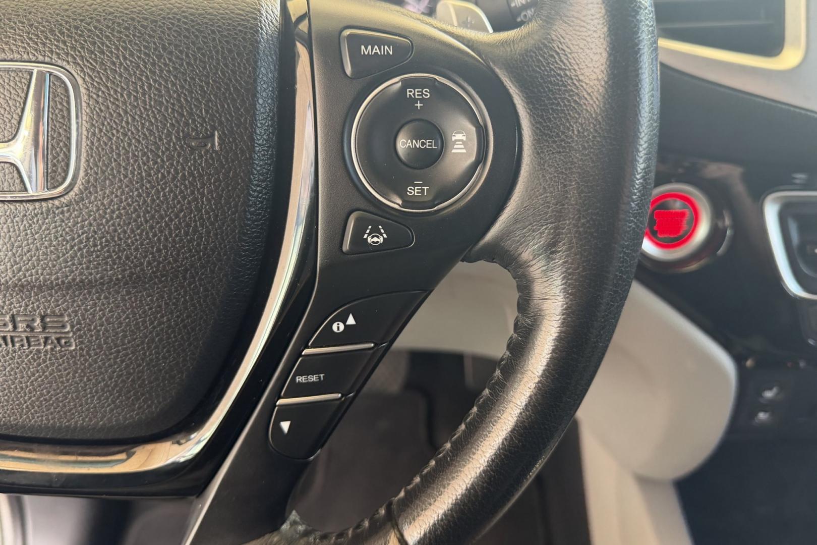 2016 Modern Steel Metallic /Gray Honda Pilot Elite (5FNYF6H04GB) with an V6 3.5 Liter engine, Automatic 9 Speed transmission, located at 2304 W. Main St., Boise, ID, 83702, (208) 342-7777, 43.622105, -116.218658 - Highly Optioned With Safety Features! Heated and Ventilated Seats! Blu Ray Entertainment!- Photo#9