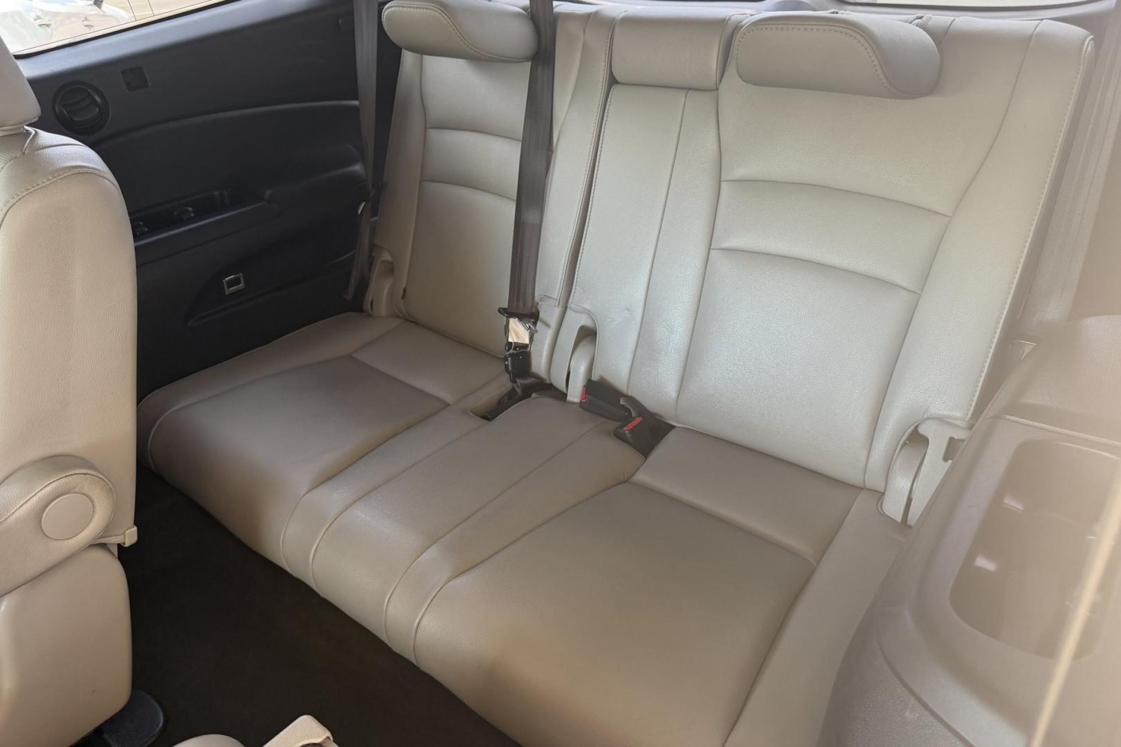 2016 Modern Steel Metallic /Gray Honda Pilot Elite (5FNYF6H04GB) with an V6 3.5 Liter engine, Automatic 9 Speed transmission, located at 2304 W. Main St., Boise, ID, 83702, (208) 342-7777, 43.622105, -116.218658 - Highly Optioned With Safety Features! Heated and Ventilated Seats! Blu Ray Entertainment!- Photo#13