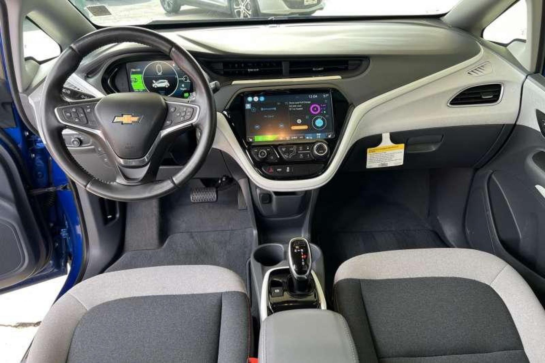 2020 Kinetic Blue Metallic /Dark Galvanized/Sky Cool Gray Chevrolet Bolt LT (1G1FY6S06L4) with an EV engine, Automatic transmission, located at 2304 W. Main St., Boise, ID, 83702, (208) 342-7777, 43.622105, -116.218658 - Financing Available O.A.C. - Photo #7