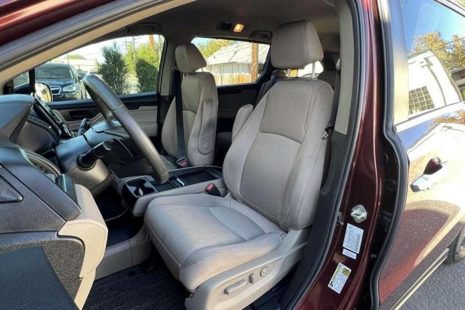 2021 Deep Scarlet Pearl Red /Tan Honda Odyssey EX (5FNRL6H52MB) with an V6 3.5 Liter engine, Automatic transmission, located at 2304 W. Main St., Boise, ID, 83702, (208) 342-7777, 43.622105, -116.218658 - Financing Available O.A.C. - Photo #5