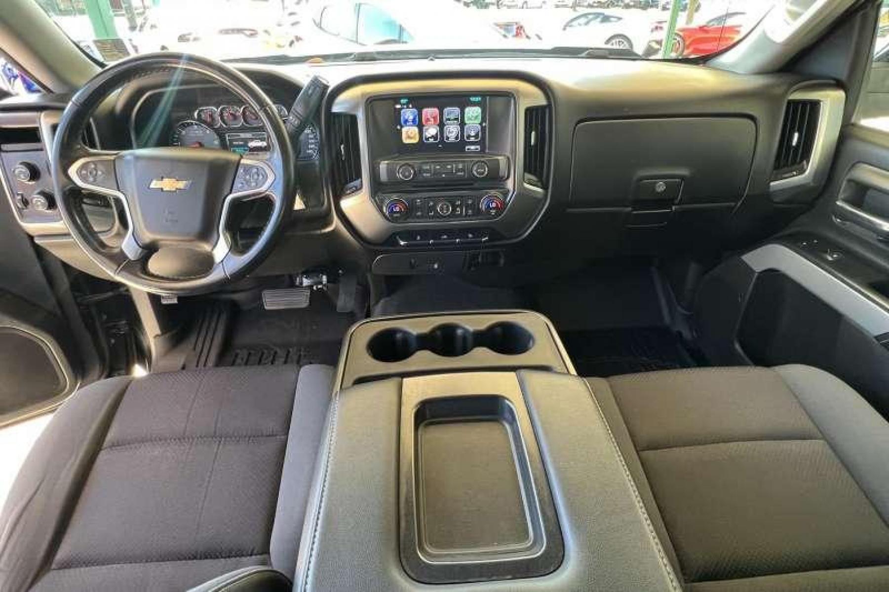 2018 Black /Gray Chevrolet Silverado 1500 Crew Cab LT (3GCUKREC3JG) with an V8 5.3 Liter engine, Automatic transmission, located at 2304 W. Main St., Boise, ID, 83702, (208) 342-7777, 43.622105, -116.218658 - Photo #7