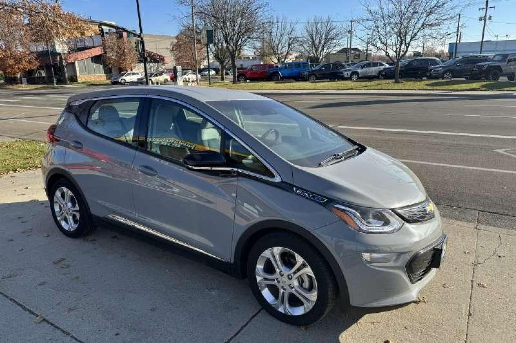 2020 Slate Gray Metallic /Dark Galvanized/Sky Cool Gray Chevrolet Bolt LT (1G1FY6S05L4) with an EV engine, Automatic transmission, located at 2304 W. Main St., Boise, ID, 83702, (208) 342-7777, 43.622105, -116.218658 - Financing Available O.A.C. - Photo #2