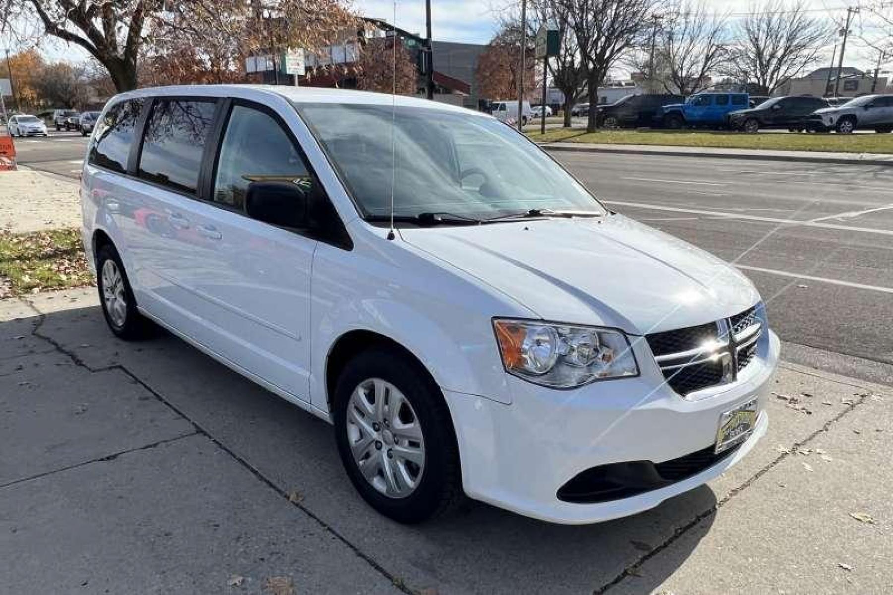 2016 Bright White /Black Dodge Grand Caravan SE (2C4RDGBG0GR) with an V6 3.6 Liter engine, Automatic transmission, located at 2304 W. Main St., Boise, ID, 83702, (208) 342-7777, 43.622105, -116.218658 - Financing Available O.A.C. - Photo #2