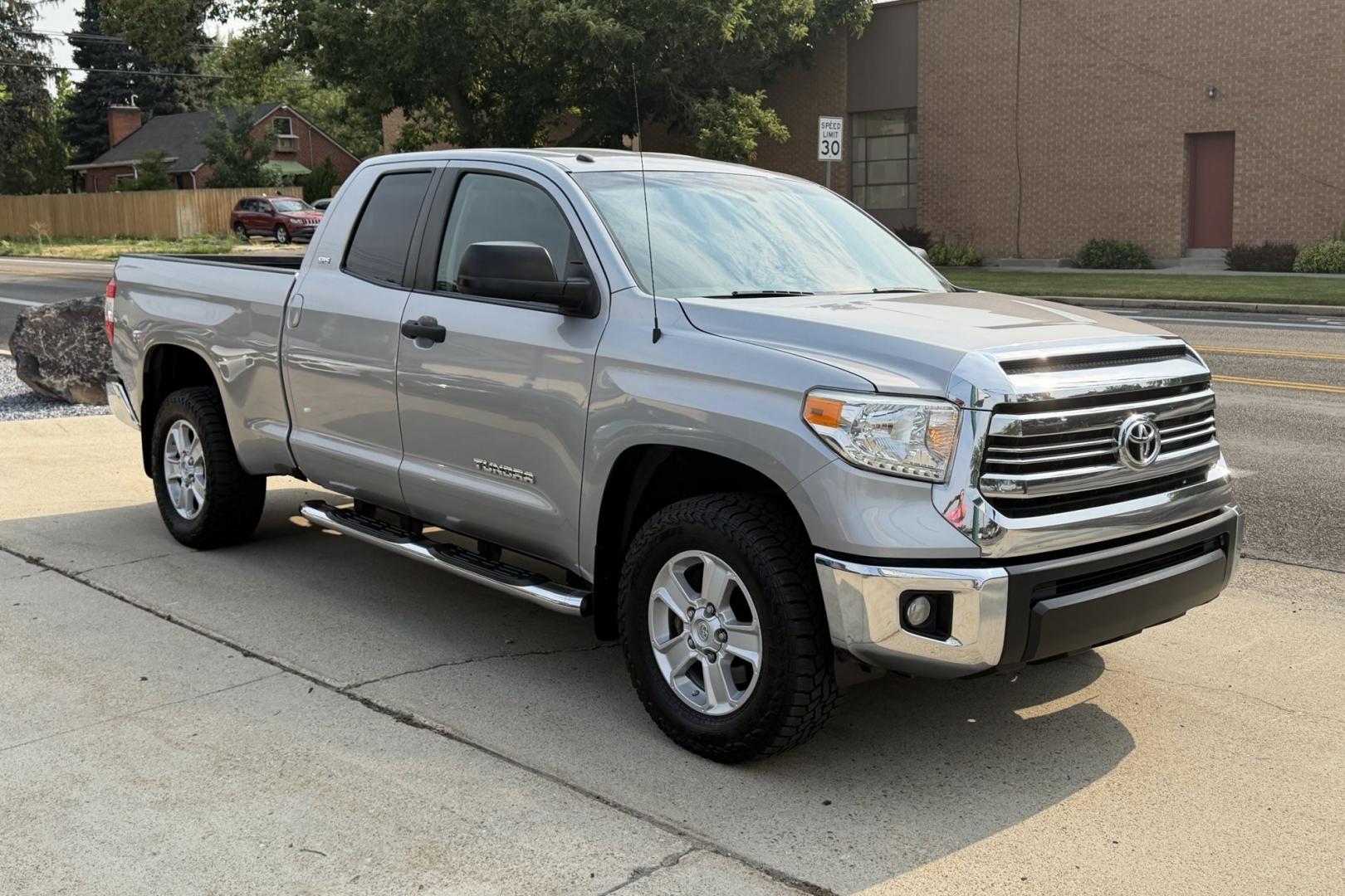 2017 Silver Sky Metallic /Black Toyota Tundra Double Cab SR5 (5TFUM5F1XHX) with an V8 4.6 Liter engine, Automatic 6 Speed transmission, located at 2304 W. Main St., Boise, ID, 83702, (208) 342-7777, 43.622105, -116.218658 - Super Clean And Low Mileage Tundra!- Photo#2