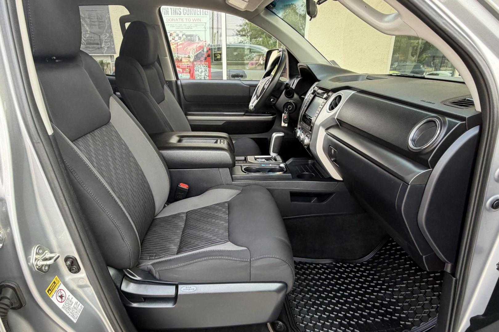 2017 Silver Sky Metallic /Black Toyota Tundra Double Cab SR5 (5TFUM5F1XHX) with an V8 4.6 Liter engine, Automatic 6 Speed transmission, located at 2304 W. Main St., Boise, ID, 83702, (208) 342-7777, 43.622105, -116.218658 - Super Clean And Low Mileage Tundra!- Photo#15