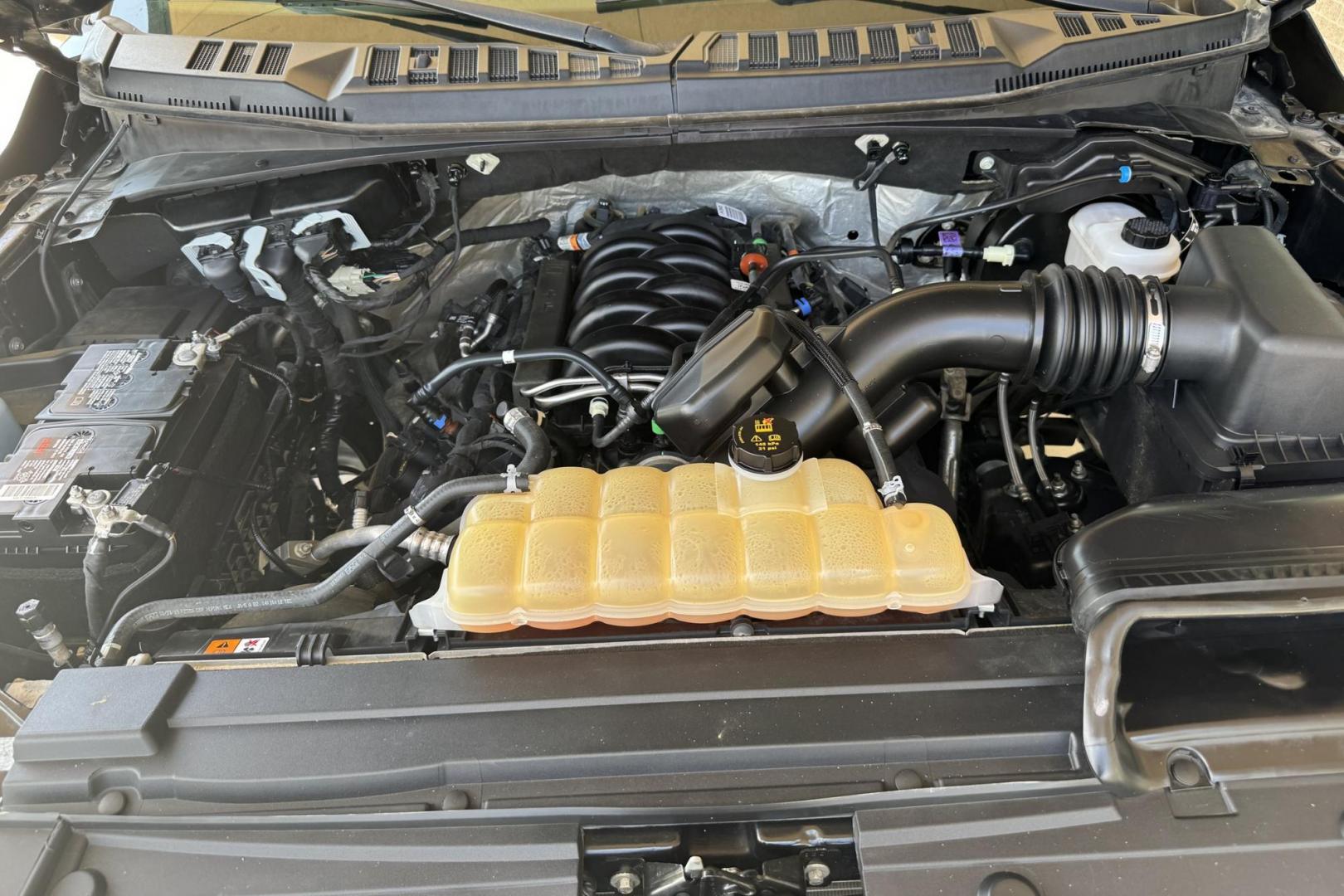 2020 Magnetic Gray /Gray Ford F-150 XLT (1FTFW1E51LK) with an V8 5.0 Liter engine, Automatic 10 Speed transmission, located at 2304 W. Main St., Boise, ID, 83702, (208) 342-7777, 43.622105, -116.218658 - Seats 6! Clean 5.0 Liter V8 F-150! - Photo#17