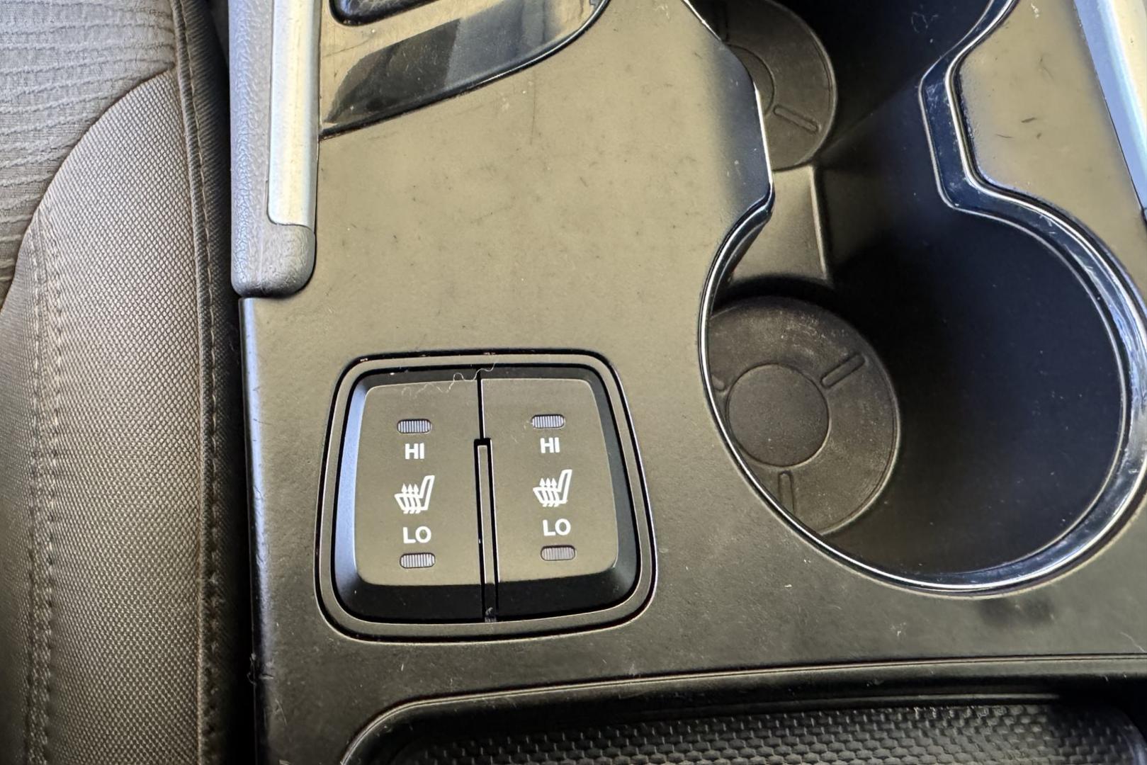 2015 Marlin Blue /Gray Hyundai Sonata Hybrid (KMHEC4A47FA) with an 4 Cyl 2.4 Liter Hybrid engine, Automatic transmission, located at 2304 W. Main St., Boise, ID, 83702, (208) 342-7777, 43.622105, -116.218658 - 35 MPG City and 38 Highway! Smooth Ride Too! - Photo#10