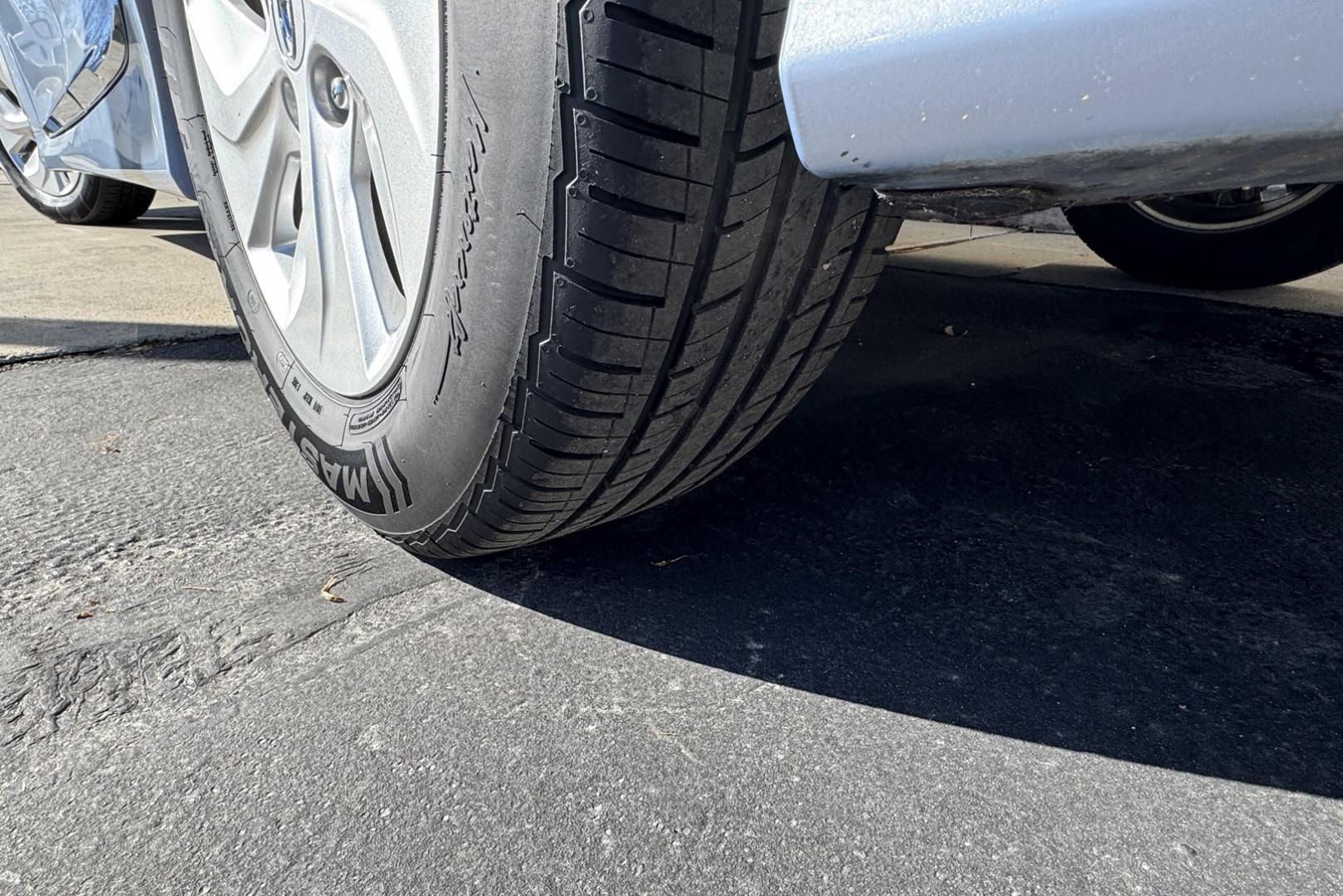 2015 Marlin Blue /Gray Hyundai Sonata Hybrid (KMHEC4A47FA) with an 4 Cyl 2.4 Liter Hybrid engine, Automatic transmission, located at 2304 W. Main St., Boise, ID, 83702, (208) 342-7777, 43.622105, -116.218658 - 35 MPG City and 38 Highway! Smooth Ride Too! - Photo#19