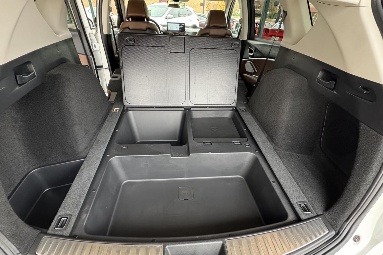 2021 Platinum White Pearl /Espresso Acura RDX SH-AWD w/Advance Package (5J8TC2H73ML) with an 4 Cyl 2.0 Liter Turbo engine, Automatic 10 Speed transmission, located at 2304 W. Main St., Boise, ID, 83702, (208) 342-7777, 43.622105, -116.218658 - Idaho Acura! Drives Amazing! A Lot Of Safety, Power And Comfort! - Photo#13