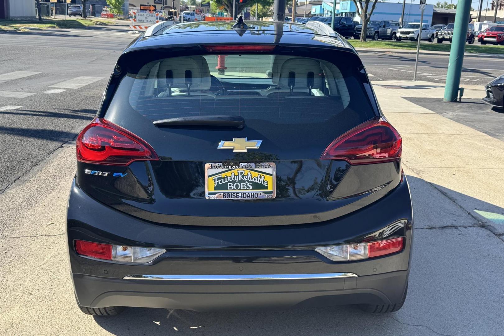 2017 Mosaic Black Metallic /Dark Galvanized/Sky Cool Gray Chevrolet Bolt Premier (1G1FX6S01H4) with an 60 kWh engine, Automatic transmission, located at 2304 W. Main St., Boise, ID, 83702, (208) 342-7777, 43.622105, -116.218658 - Remaining Battery Warranty Until August of 2031 or 122,768 Miles! - Photo#1