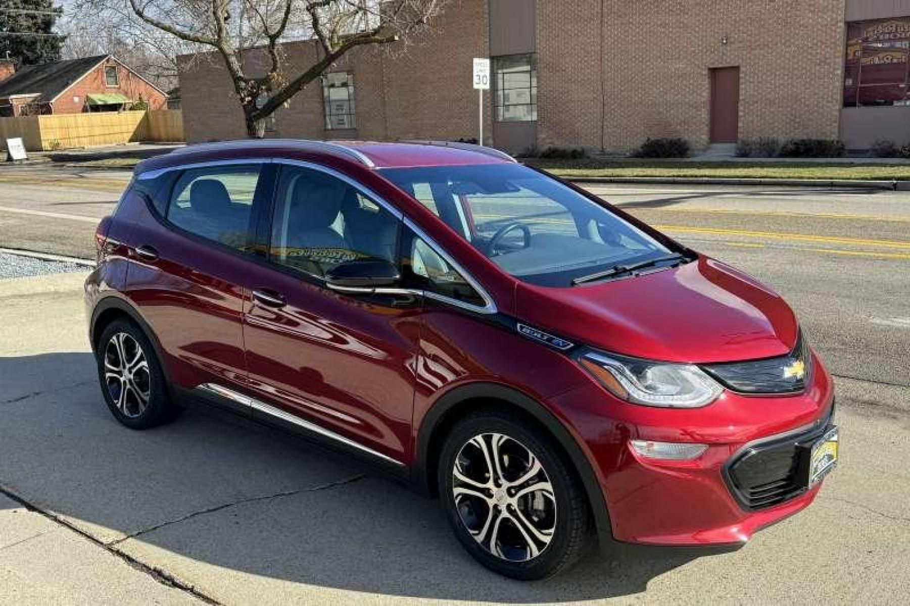 2020 Cajun Red /Dark Galvanized Gray Chevrolet Bolt Premier (1G1FZ6S06L4) with an 66 kWh engine, Automatic transmission, located at 2304 W. Main St., Boise, ID, 83702, (208) 342-7777, 43.622105, -116.218658 - Remaining Factory Warranty! New Tires! Ready To Go! Car Qualifies For The EV Tax Credit! - Photo #2