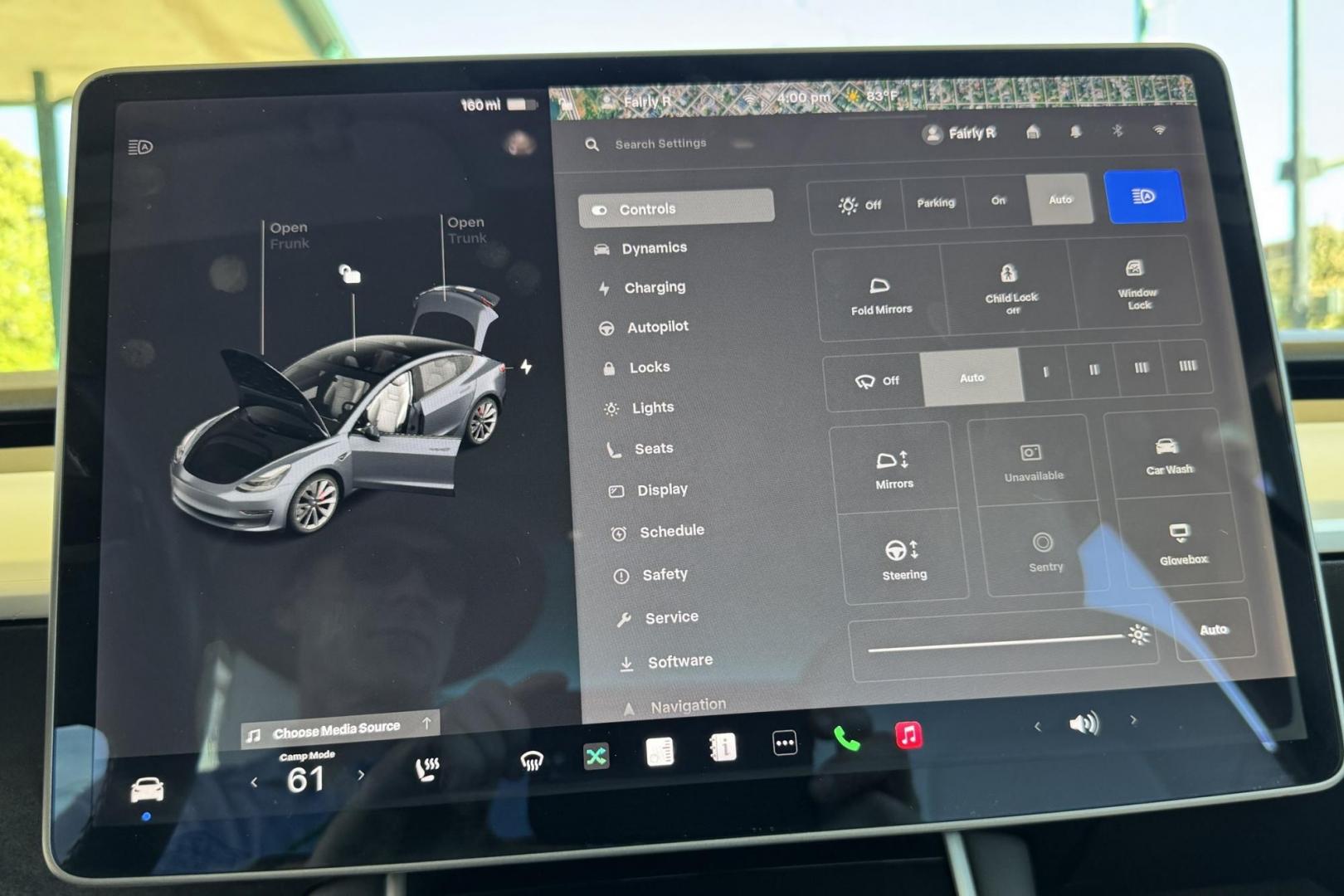 2018 Midnight Silver Metallic /Ultra White Tesla Model 3 Performance (5YJ3E1EB1JF) with an 75 kWh engine, Automatic transmission, located at 2304 W. Main St., Boise, ID, 83702, (208) 342-7777, 43.622105, -116.218658 - Photo#8