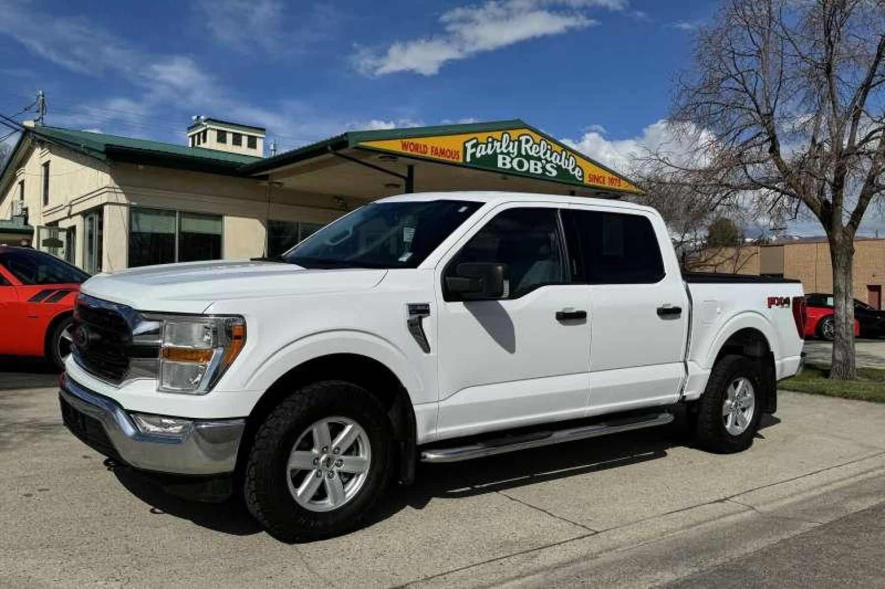 2021 Oxford White /Dark Slate Cloth Ford F-150 SuperCrew XLT (1FTFW1E57MF) with an V8 5.0 Liter engine, Automatic transmission, located at 2304 W. Main St., Boise, ID, 83702, (208) 342-7777, 43.622105, -116.218658 - Photo #0