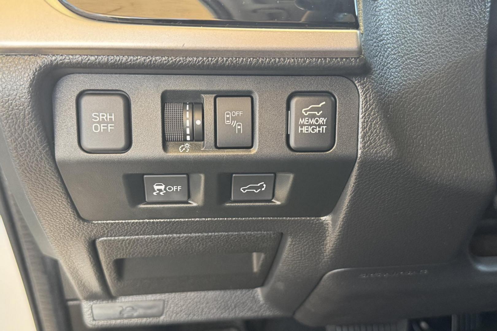 2017 White /Tobacco Subaru Forester Touring (JF2SJAWC7HH) with an H4 2.5 Liter engine, Automatic transmission, located at 2304 W. Main St., Boise, ID, 83702, (208) 342-7777, 43.622105, -116.218658 - Low Mileage And Highly Optioned! Loaded With Safety Features! - Photo#7