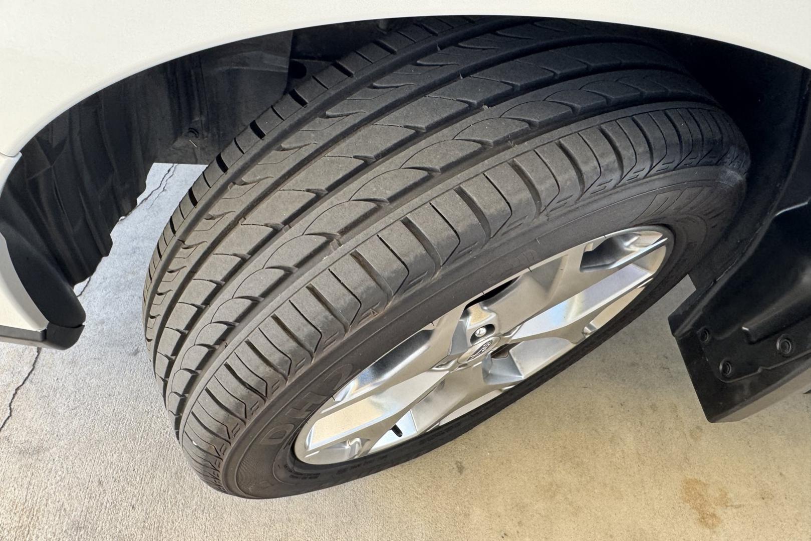 2017 White /Tobacco Subaru Forester Touring (JF2SJAWC7HH) with an H4 2.5 Liter engine, Automatic transmission, located at 2304 W. Main St., Boise, ID, 83702, (208) 342-7777, 43.622105, -116.218658 - Low Mileage And Highly Optioned! Loaded With Safety Features! - Photo#16