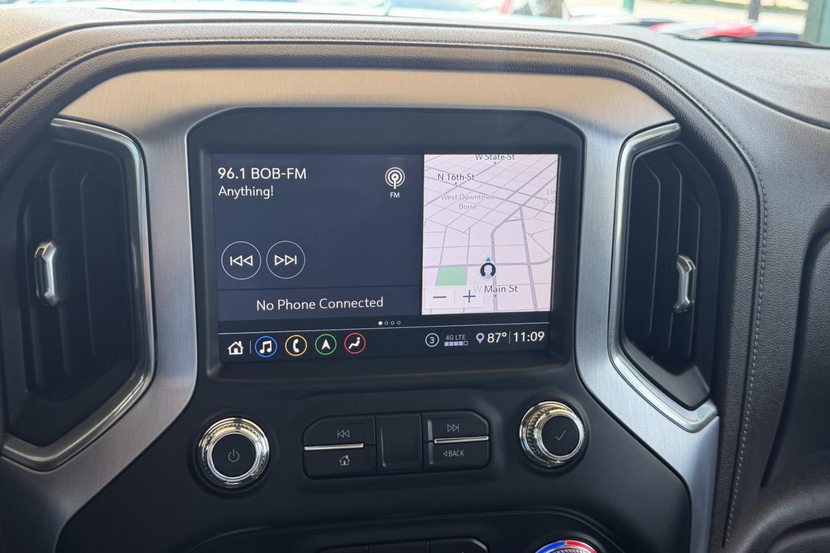 2020 Northsky Blue Metallic /Shale GMC Sierra 1500 SLT X31 (1GTU9DED6LZ) with an V8 5.3 Liter engine, Automatic 10 Speed transmission, located at 2304 W. Main St., Boise, ID, 83702, (208) 342-7777, 43.622105, -116.218658 - Highly Optioned SLT X31 Off Road Package!- Photo#10