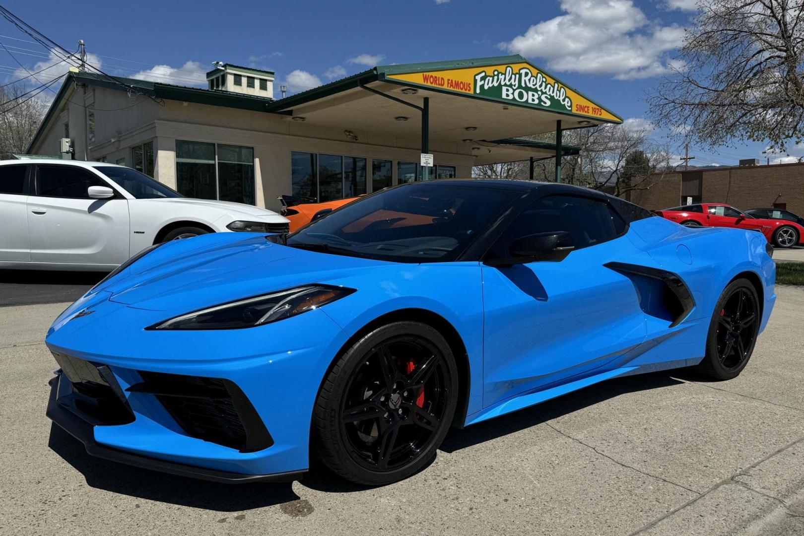2022 Rapid Blue /Tension With Twilight Blue Dipped Chevrolet Corvette Stingray 3LT (1G1YC3D44N5) with an V8 6.2 Liter engine, Automatic 8 Speed transmission, located at 2304 W. Main St., Boise, ID, 83702, (208) 342-7777, 43.622105, -116.218658 - Photo#8