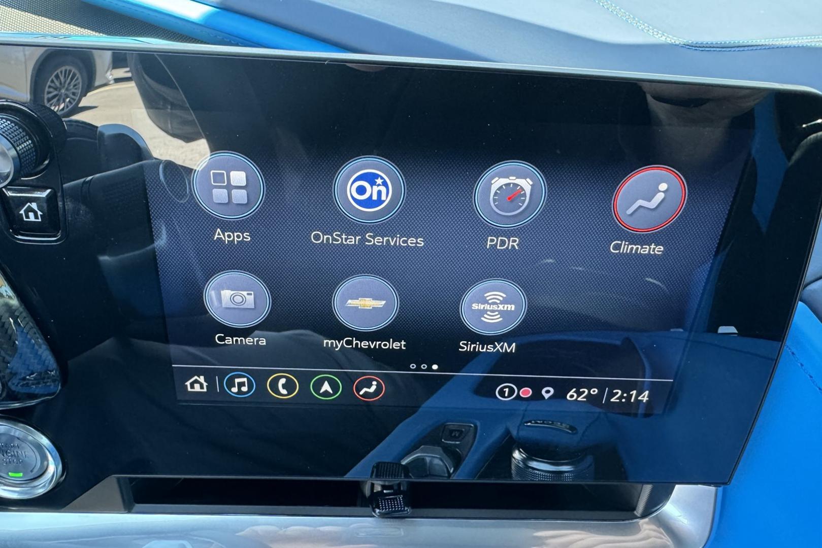 2022 Rapid Blue /Tension With Twilight Blue Dipped Chevrolet Corvette Stingray 3LT (1G1YC3D44N5) with an V8 6.2 Liter engine, Automatic 8 Speed transmission, located at 2304 W. Main St., Boise, ID, 83702, (208) 342-7777, 43.622105, -116.218658 - Photo#14
