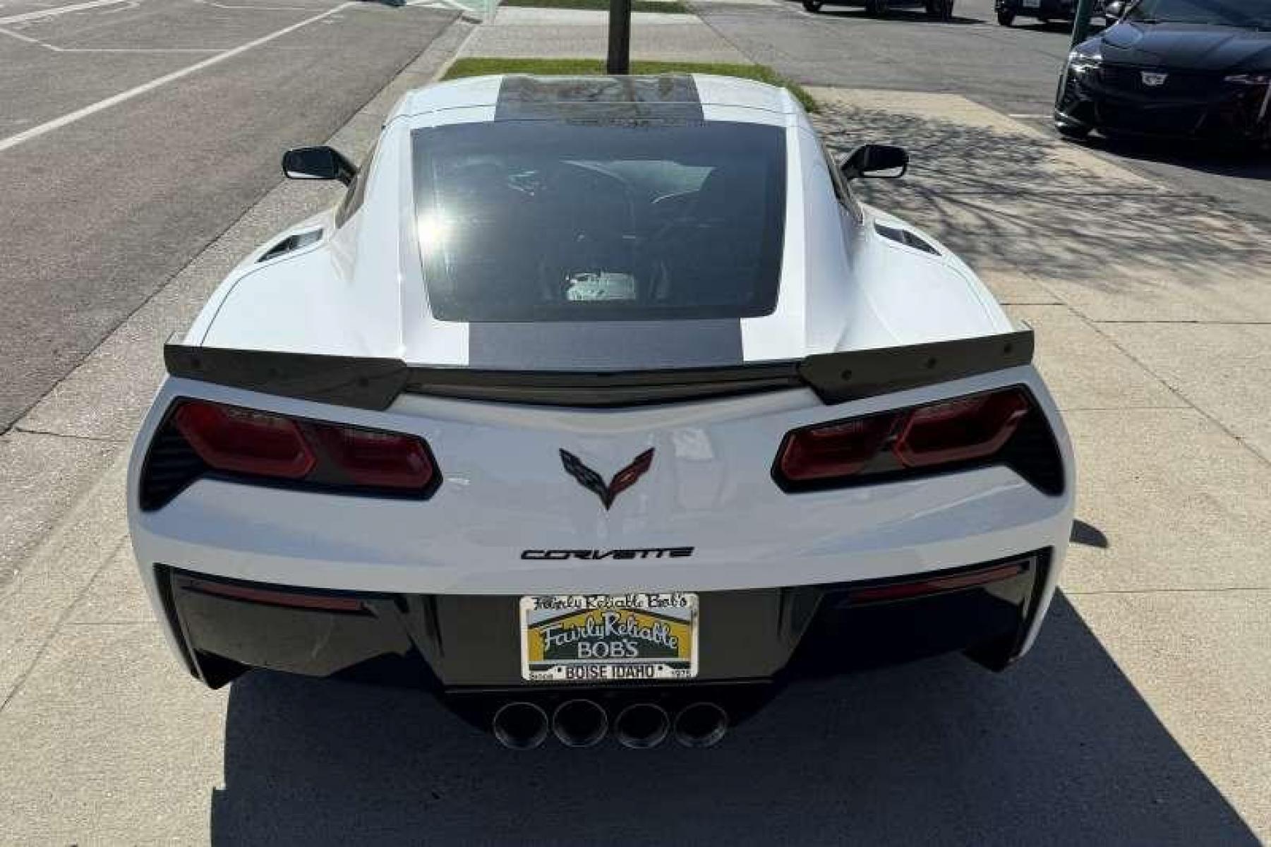 2016 Arctic White /Black Chevrolet Corvette Stingray 2LT Z51 (1G1YK2D75G5) with an V8 6.2 Liter engine, Automatic transmission, located at 2304 W. Main St., Boise, ID, 83702, (208) 342-7777, 43.622105, -116.218658 - Photo #20