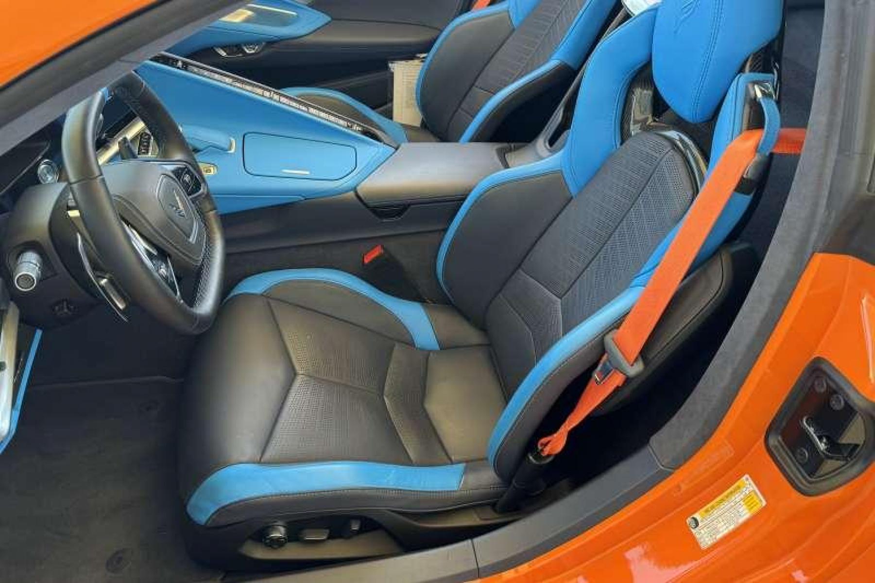 2022 Amplify Orange /Tension / Twilight Blue Chevrolet Corvette Stingray 3LT (1G1YC2D40N5) with an V8 6.2 Liter engine, Automatic transmission, located at 2304 W. Main St., Boise, ID, 83702, (208) 342-7777, 43.622105, -116.218658 - Get Your C8 Here! Remaining Factory Warranty! - Photo #5